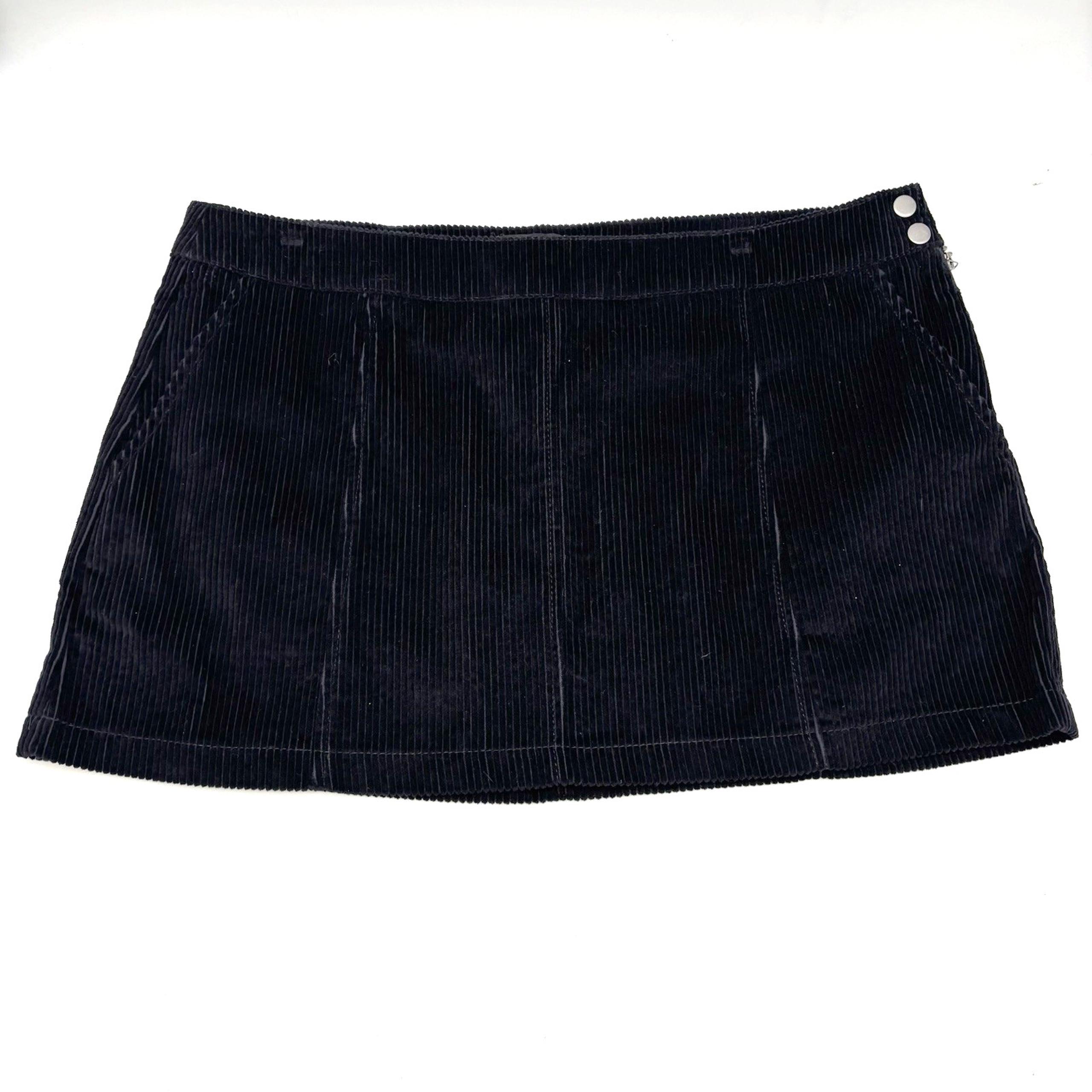 NEW Y2K Style dELiA*s Black Corduroy Slash Pocket Mini Skirt Jr XXL 36x13.5"
