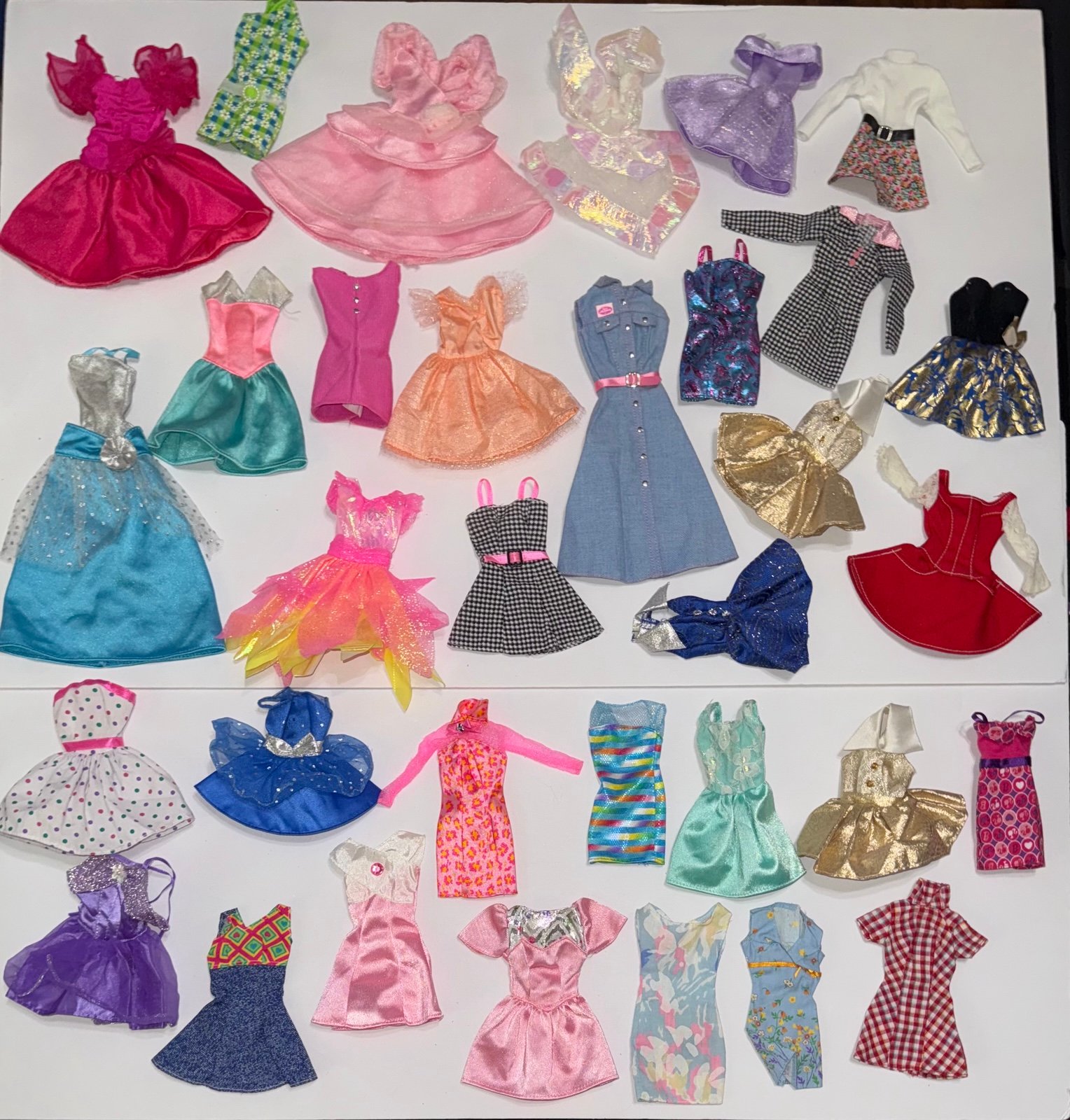 Vintage Barbie clothing dresses (33)