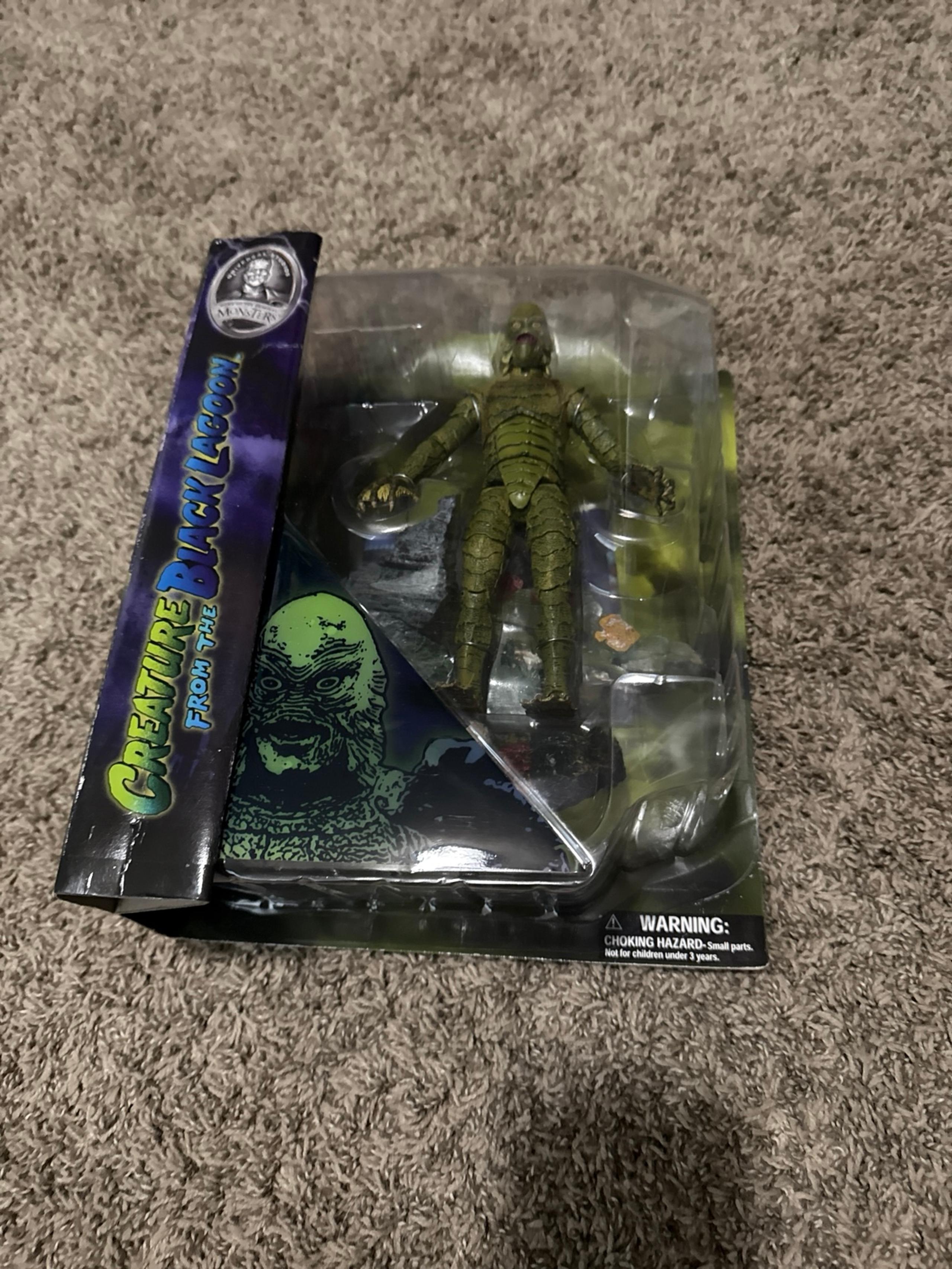 Creature from the black lagoon universal monsters diamond select toys figure