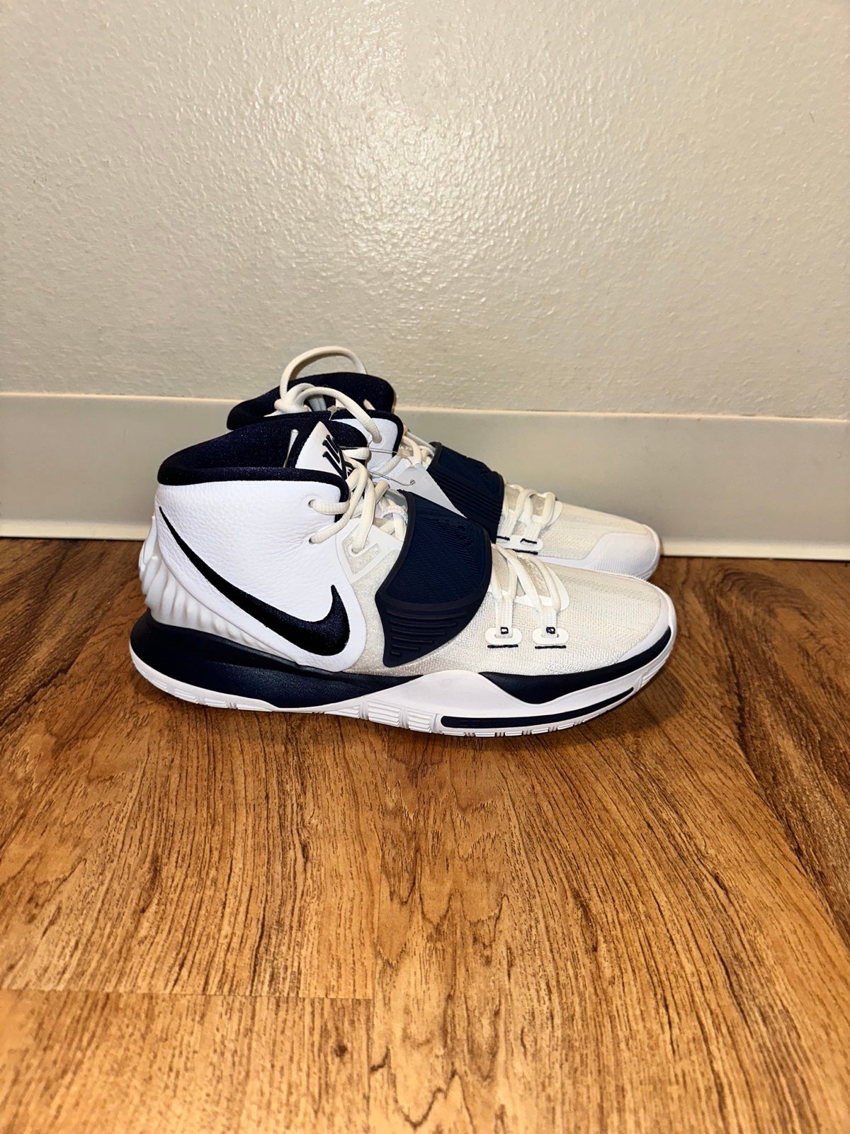 Nike Kyrie 6 Collage Navy Sample