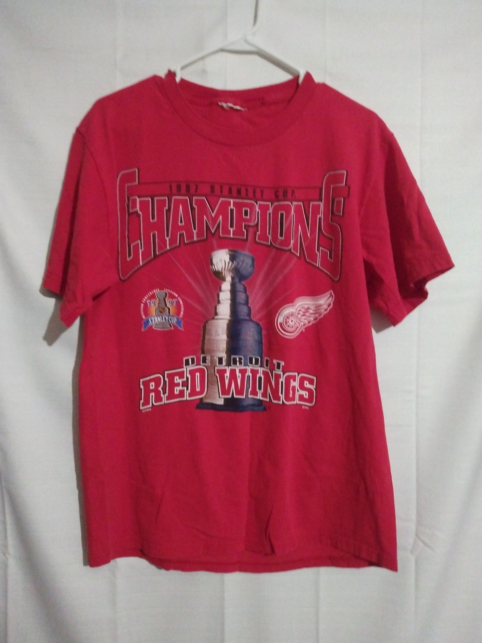 Vintage Detroit Redwings Hockey NHL 1997 Stanley Cup Champions T-shirt Shirt