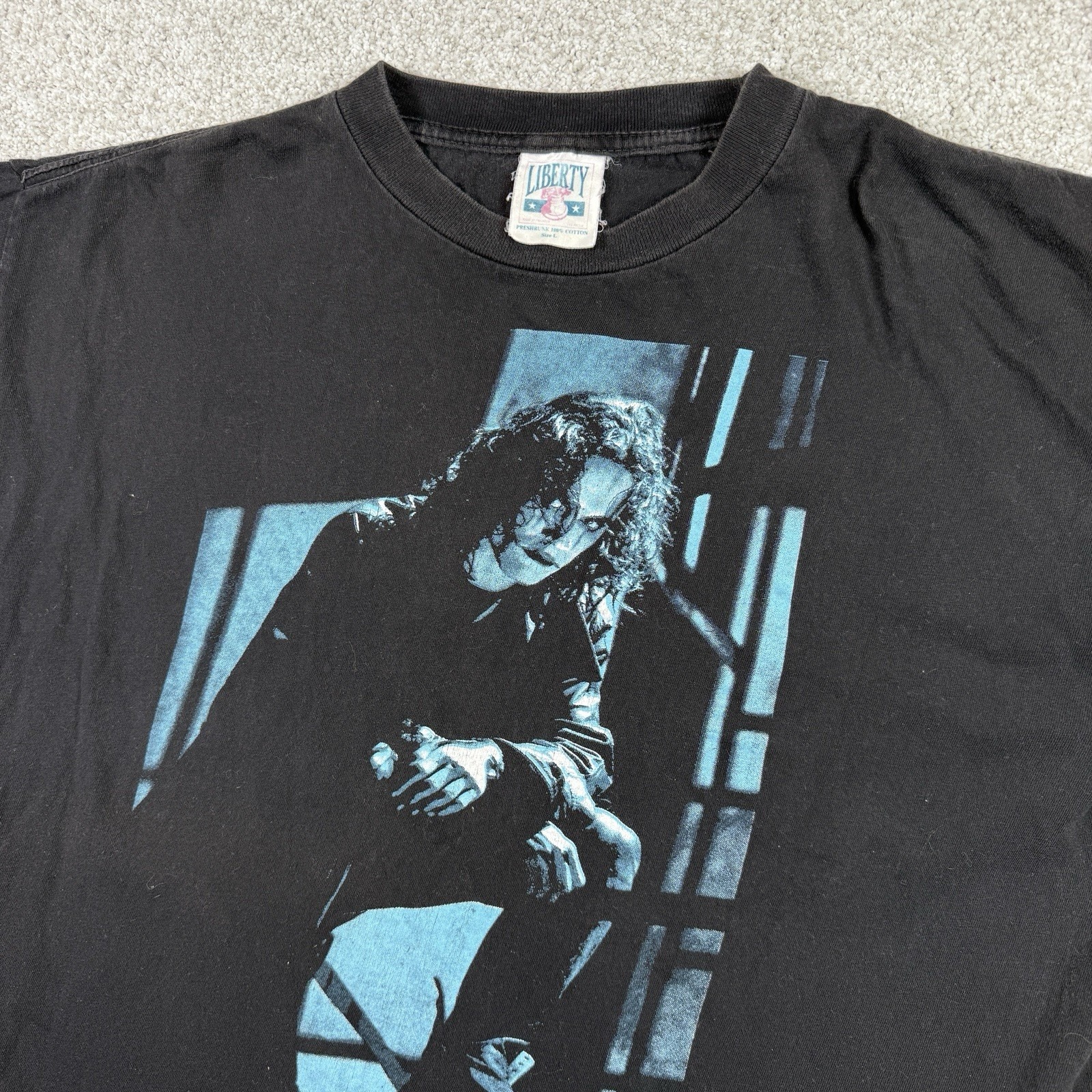 VTG The Crow 1995 T shirt Mens L Graphic AOP Goth TV Promo Liberty Tag Rare