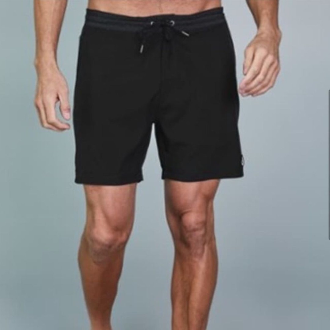 Vuori Men’s Bahia Board Shorts Black 34