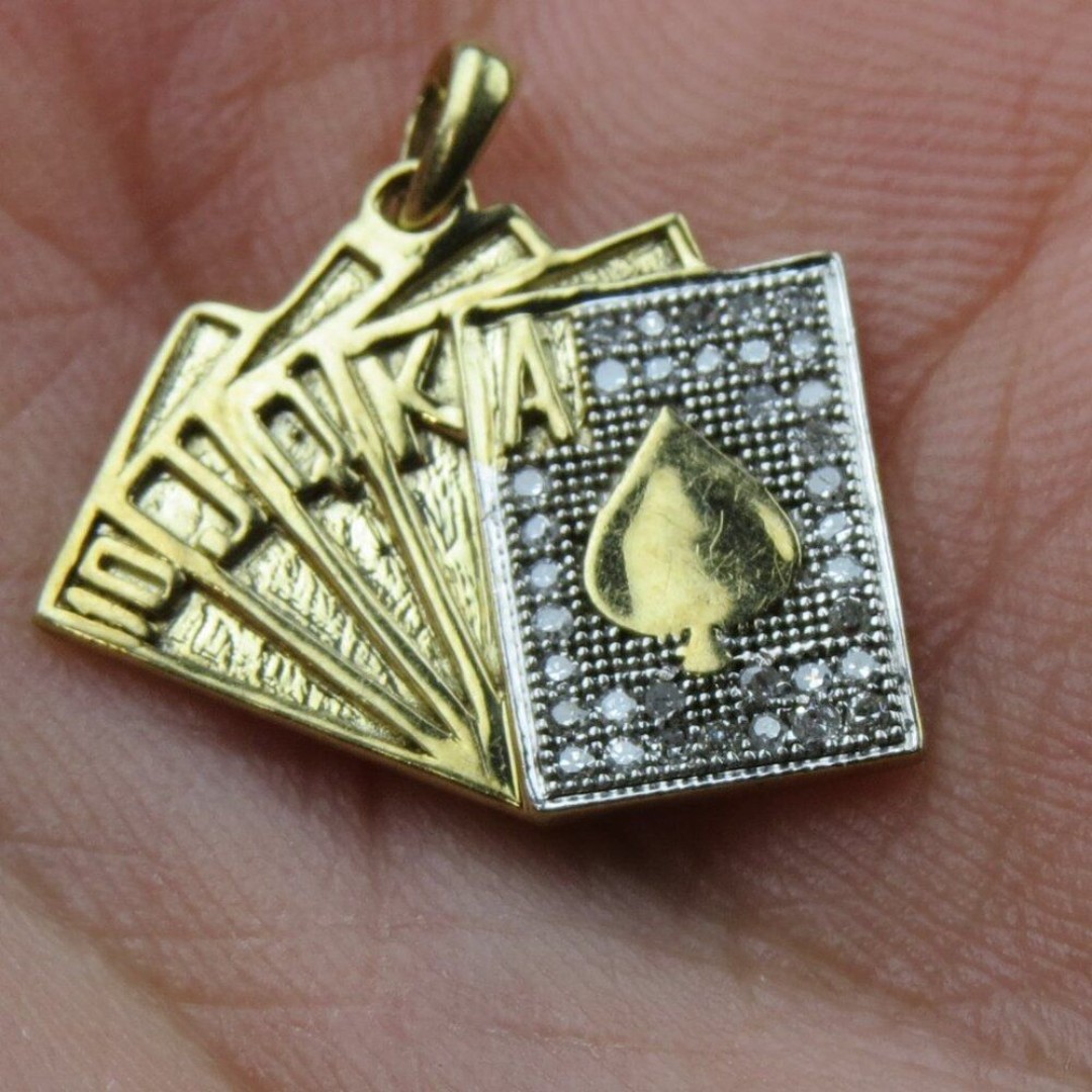 1300 10k Gold Diamond Casino play card Poker Pendent