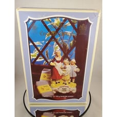 Yardley English Lavender Porcelain Figurine w/ 2 Perfumed Soaps Collectible Gift