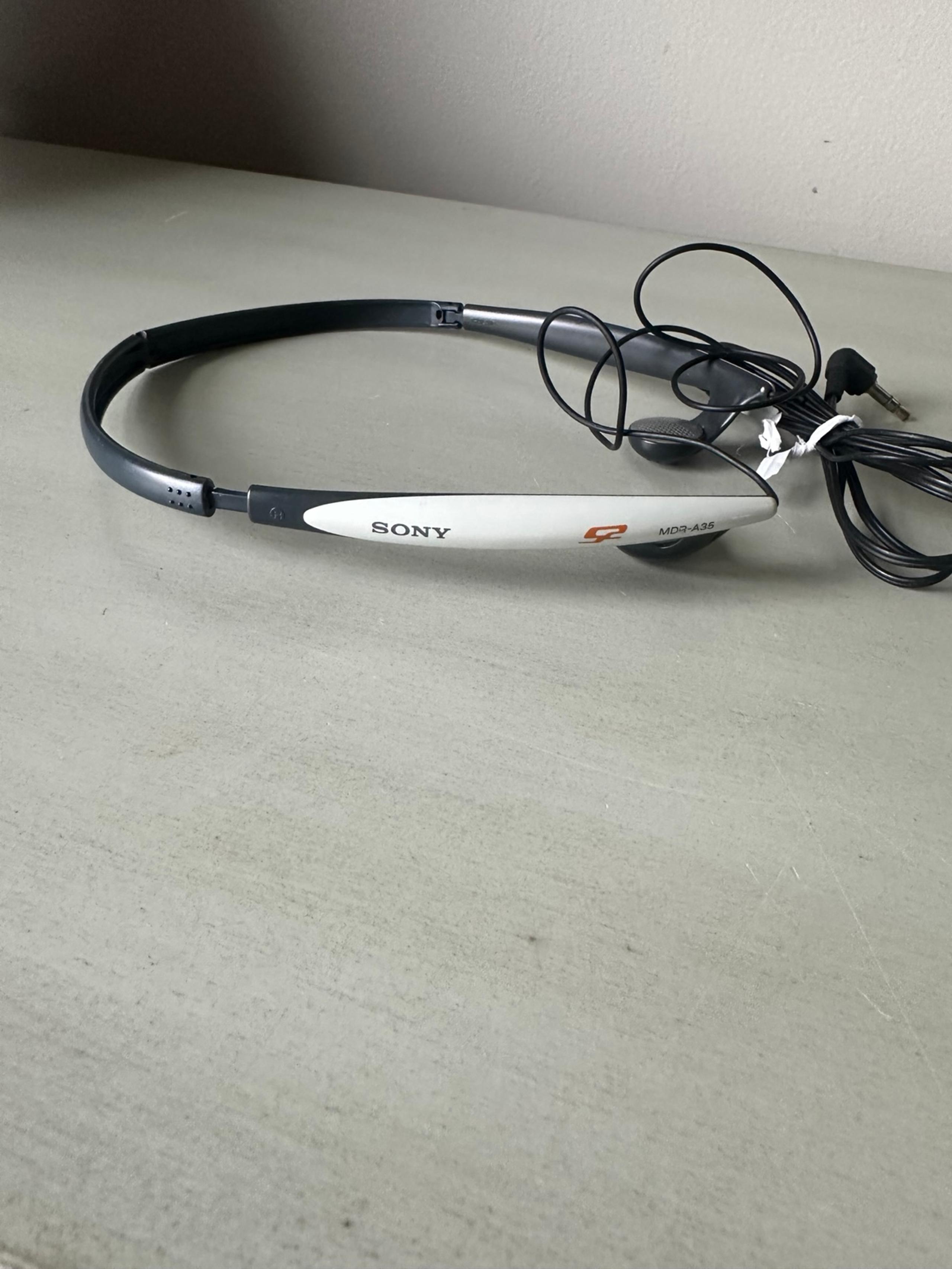 Sony MDR-A35 head phones