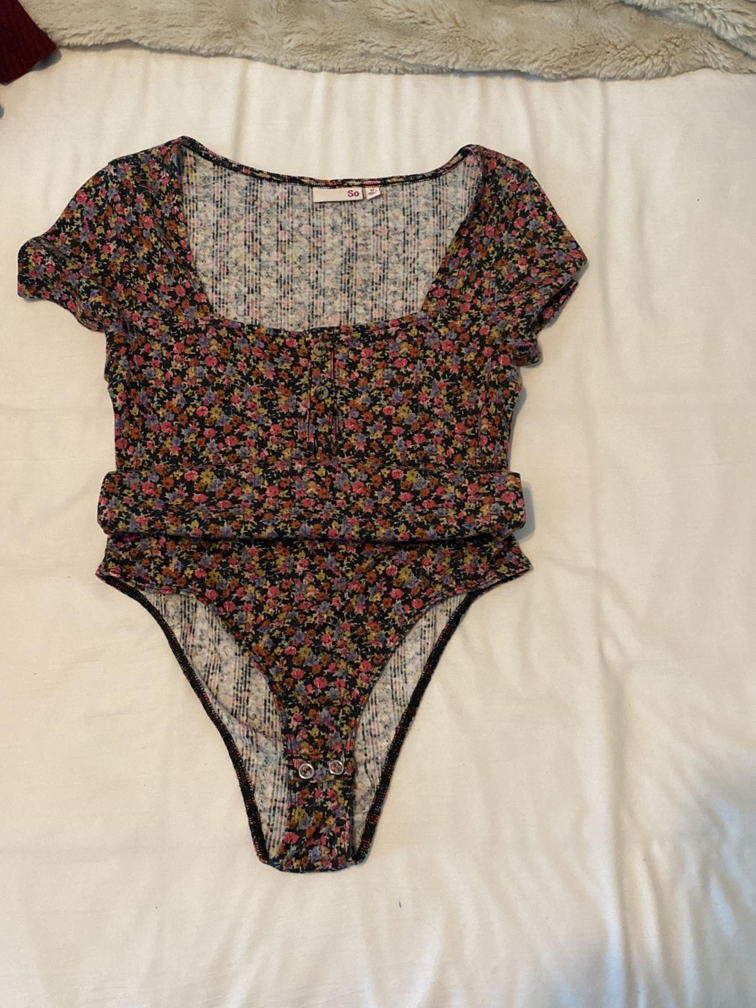 SO Floral women’s bodysuit