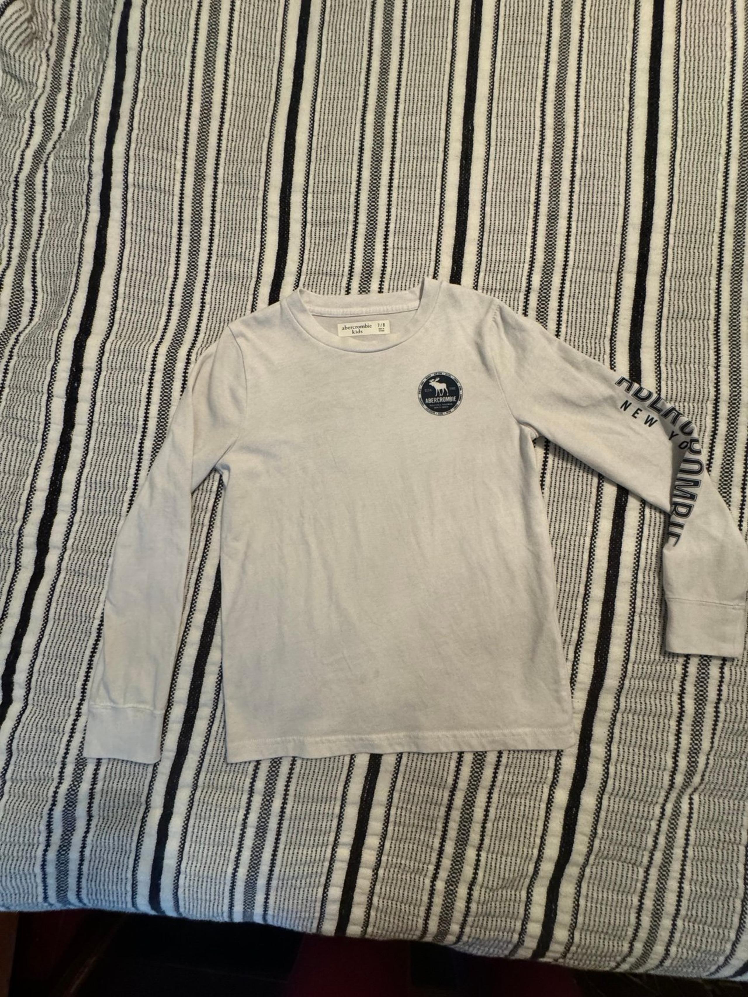 Boys Long Sleeve Abercrombie Shirt**** size 7/8