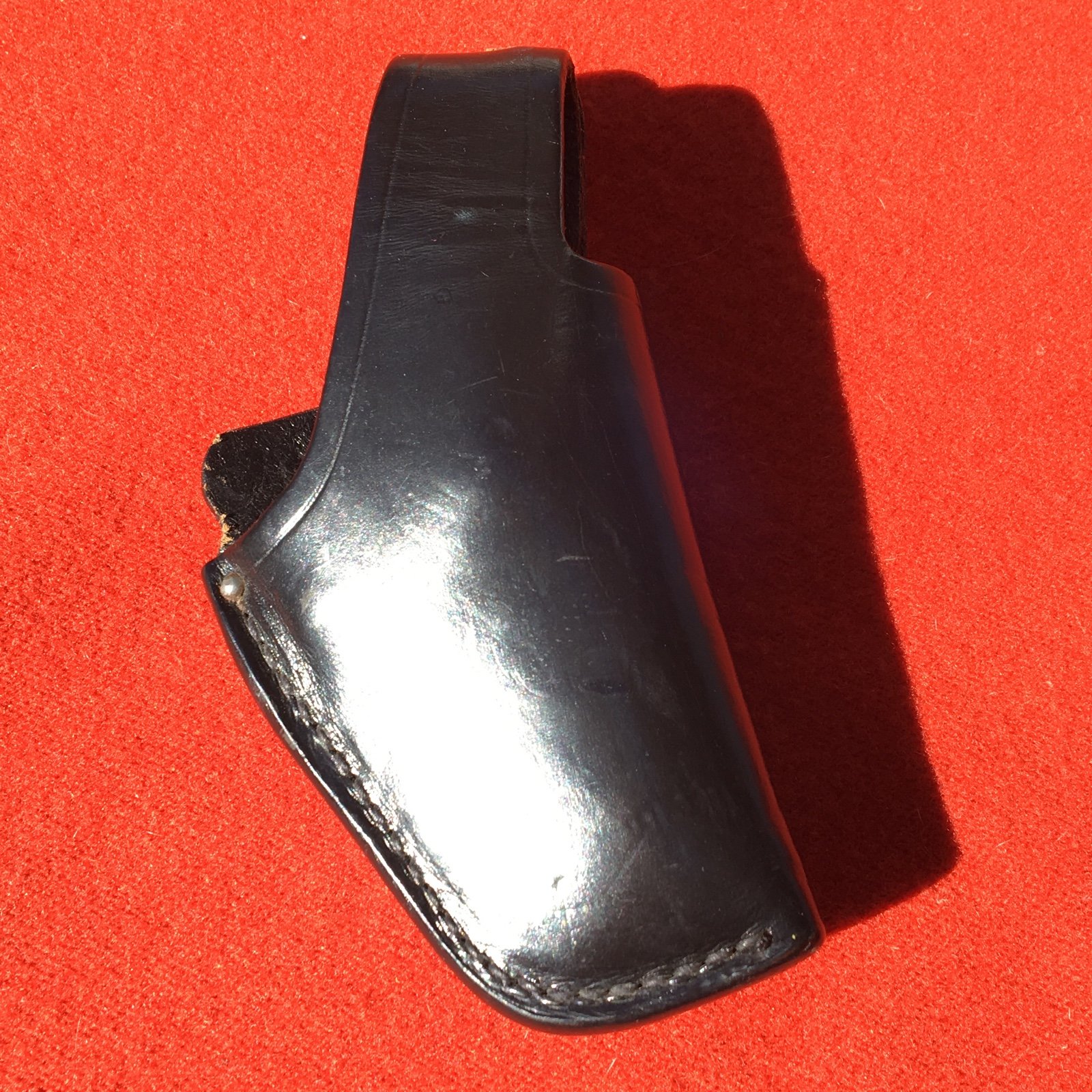 Small frame snub nose revolver black leather holster chief