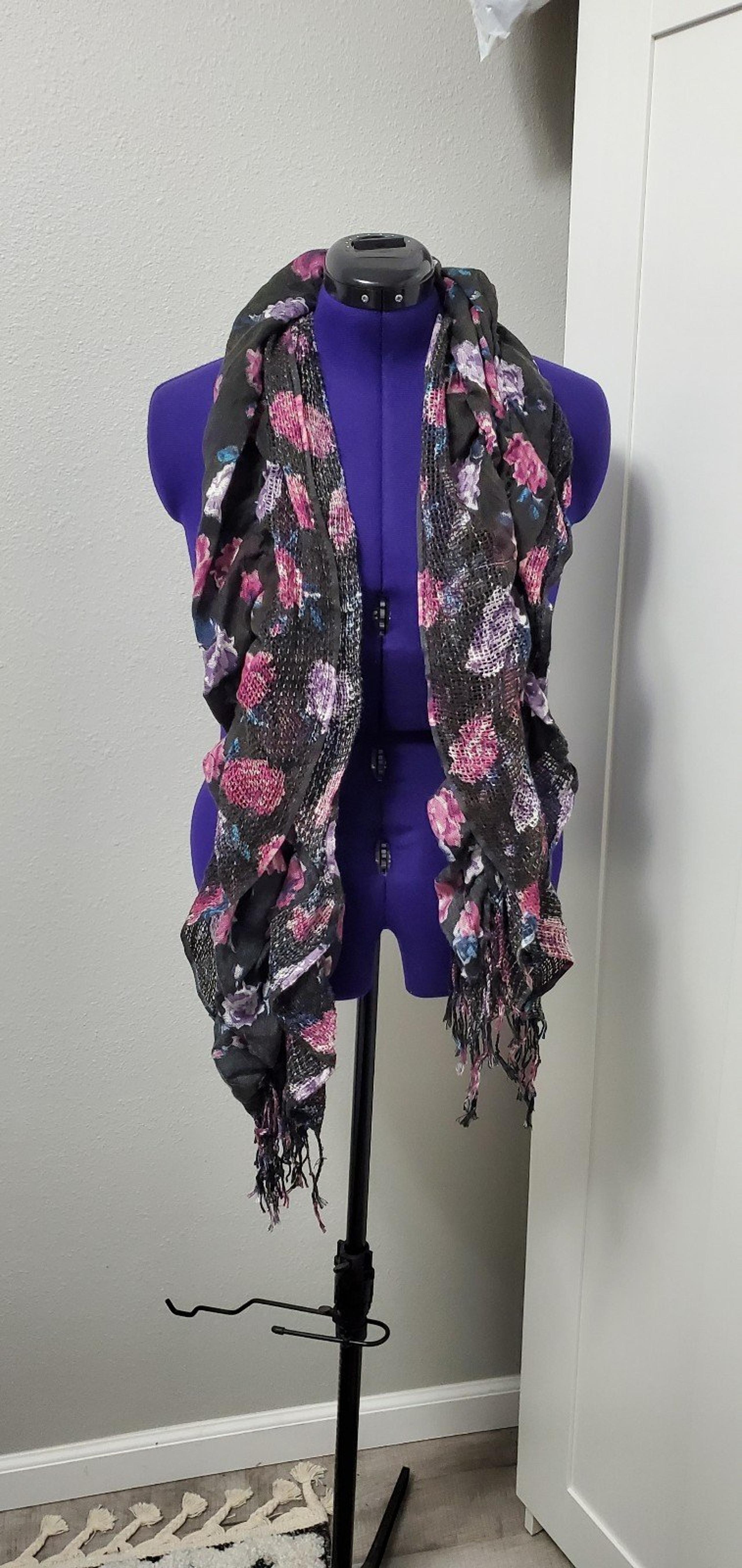 Floral ruffle scarf