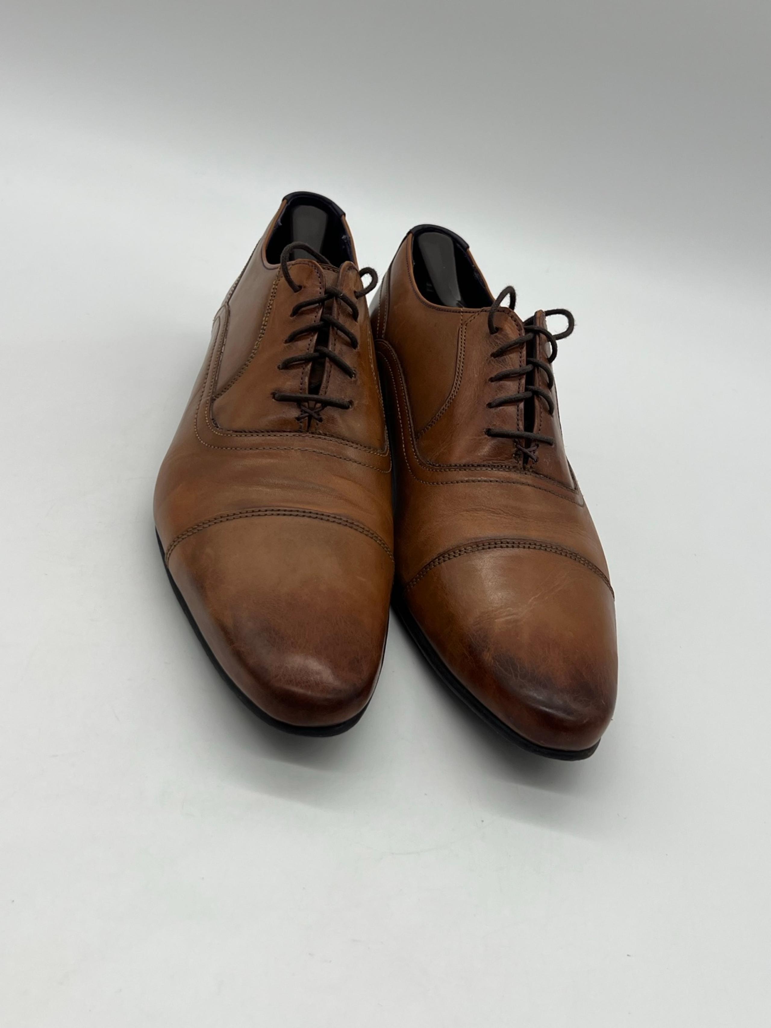 Ted Baker London Rogrr Mens Size 10 Brown Leather Point Toe Oxford Dress Shoes.