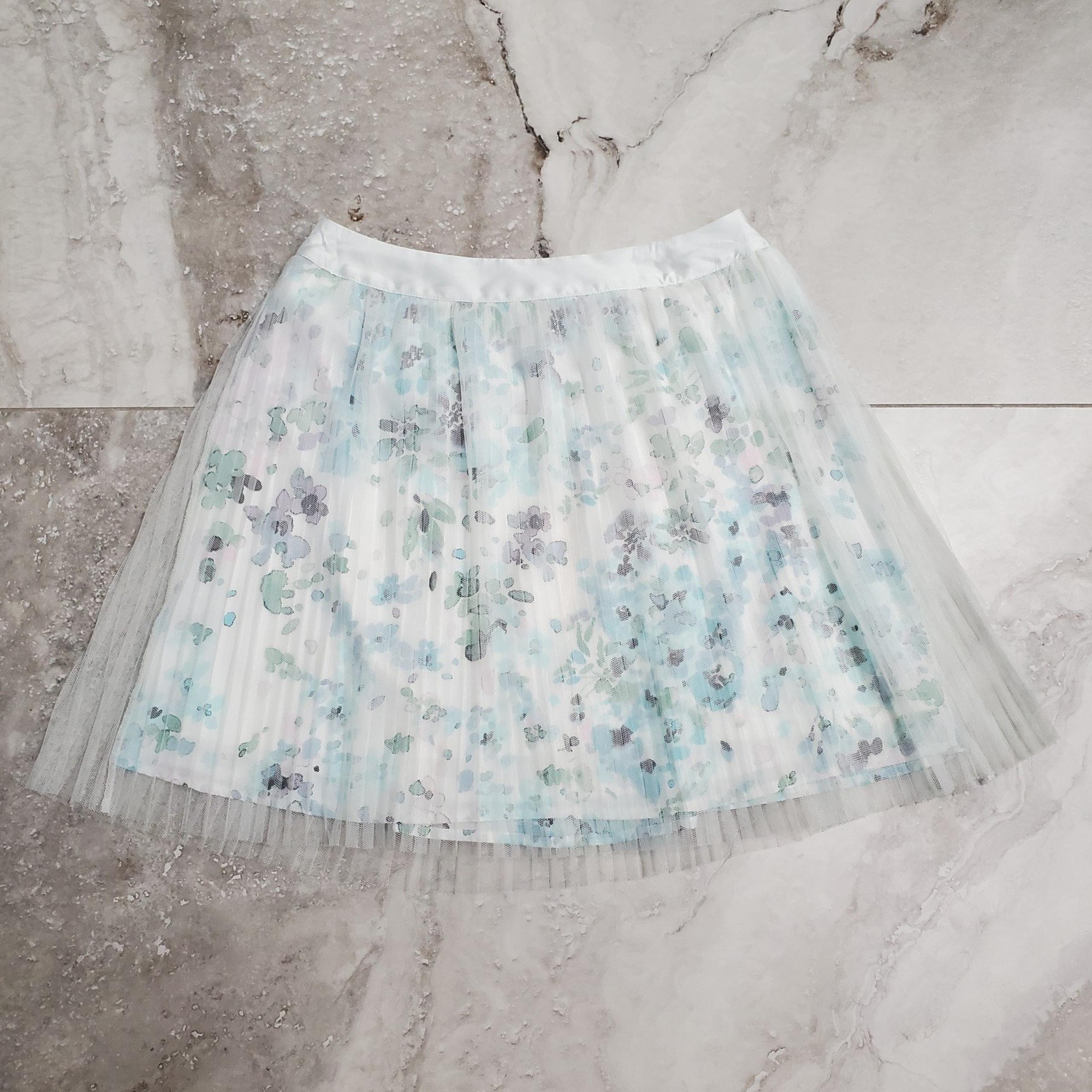 Lauren Conrad Pretty in Pleats Pale Blue Floral Skirt