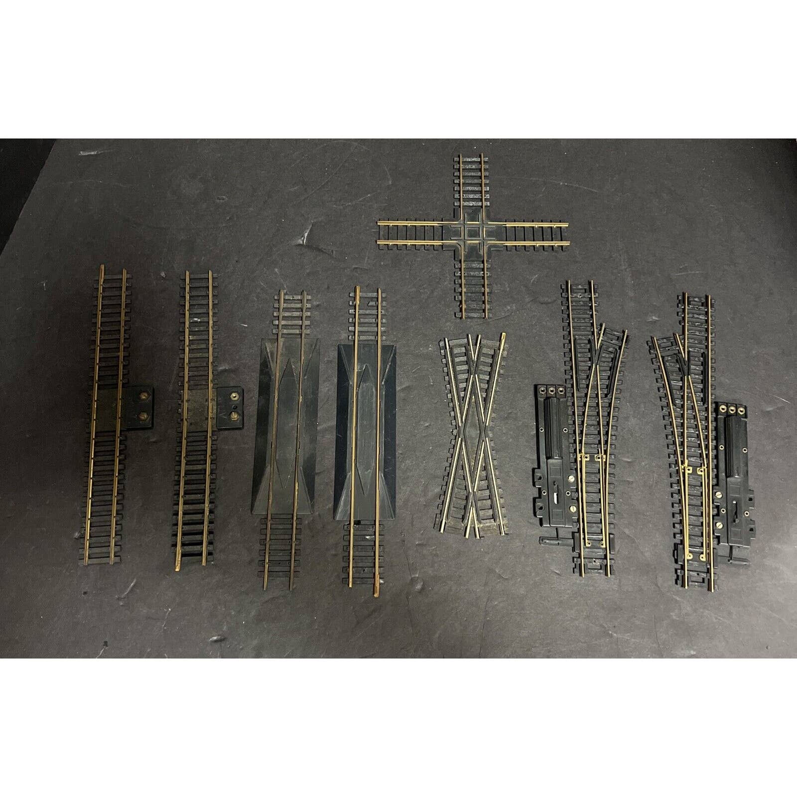 HO Scale Atlas Train Track Left Right Switches Rerailer Cross Over Terminal Lot