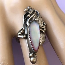 VTG Navajo Native sterling MOP ring 7