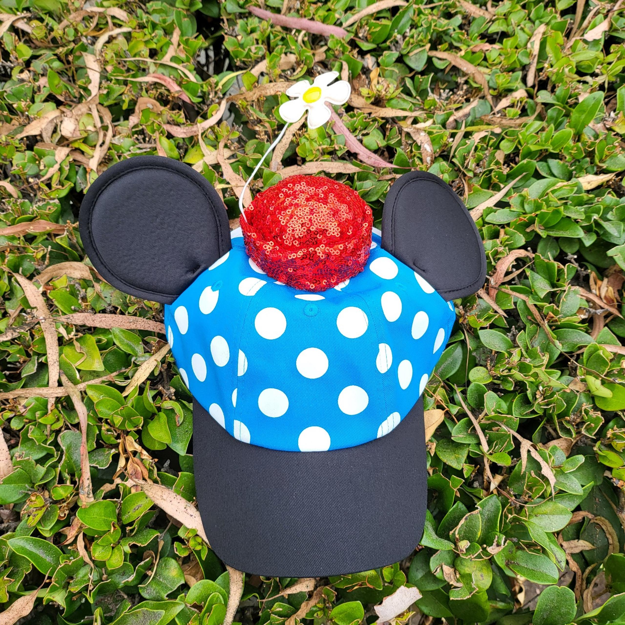 New Disney Parks Blue Polka Dot Steamboat Minnie Ears Daisy Flower Baseball Cap