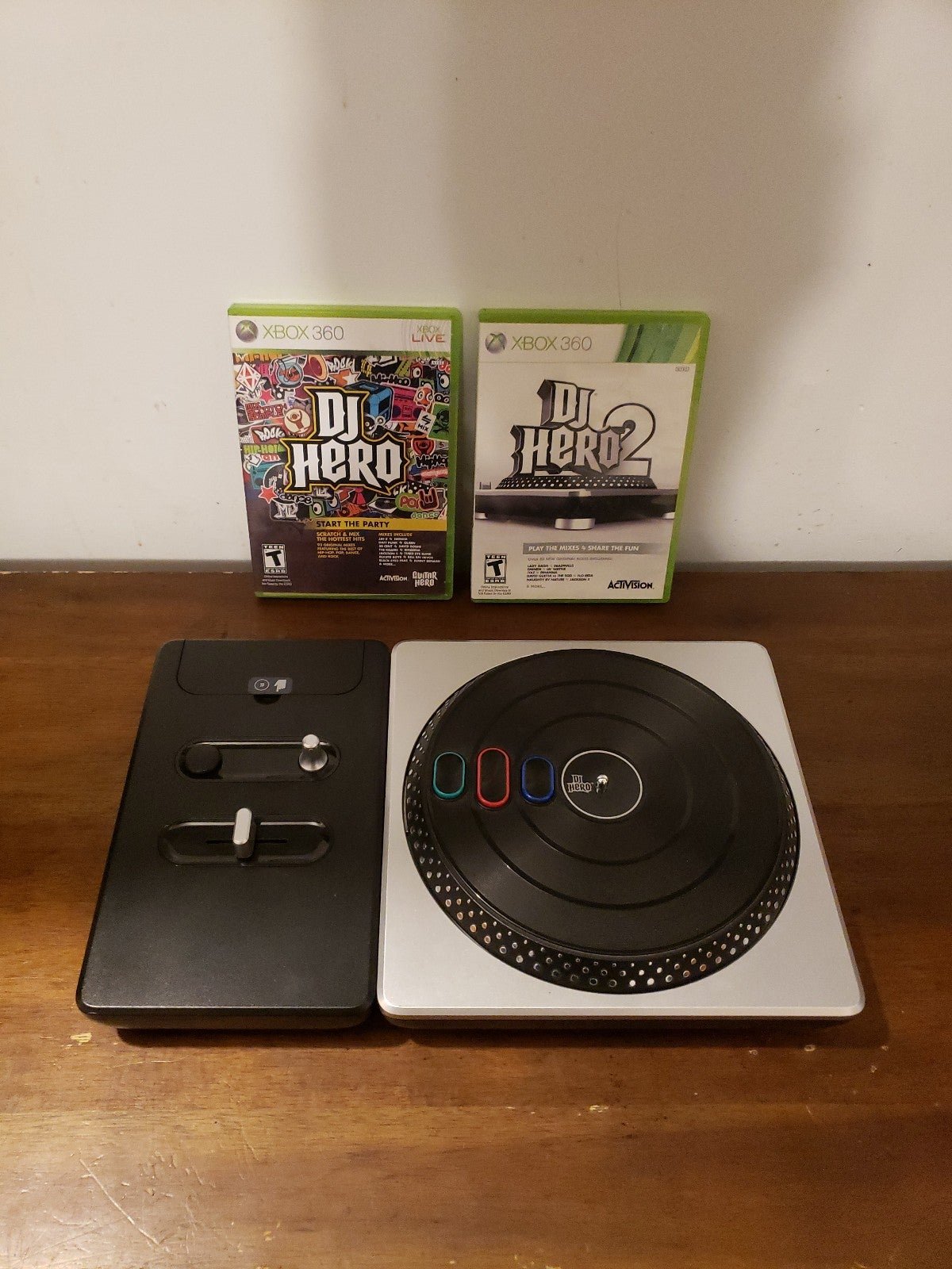 DJ Hero 1 and DJ Hero 2 Bundle on Xbox 360
