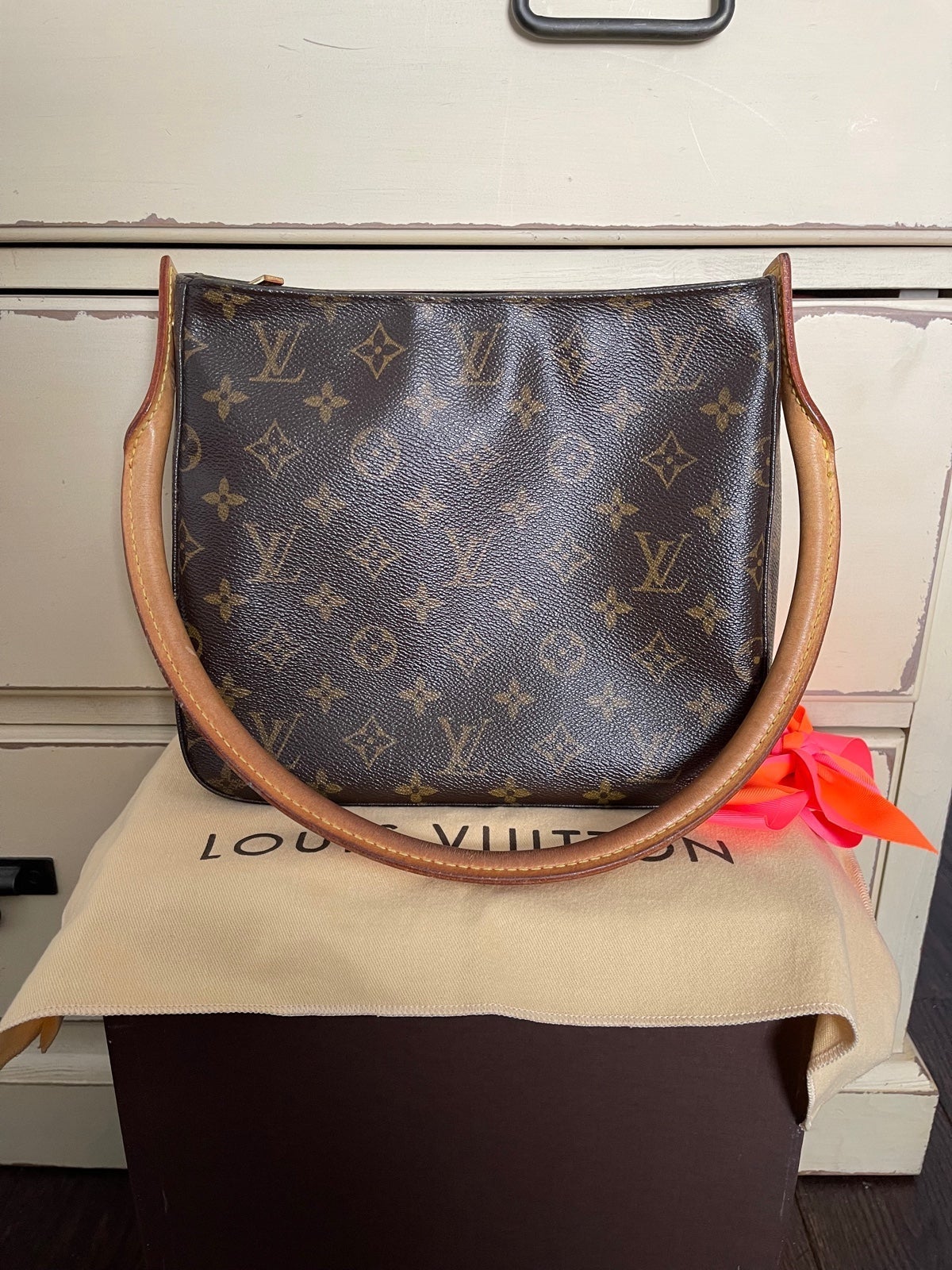 Authentic Louis Vuitton Looping MM Bag