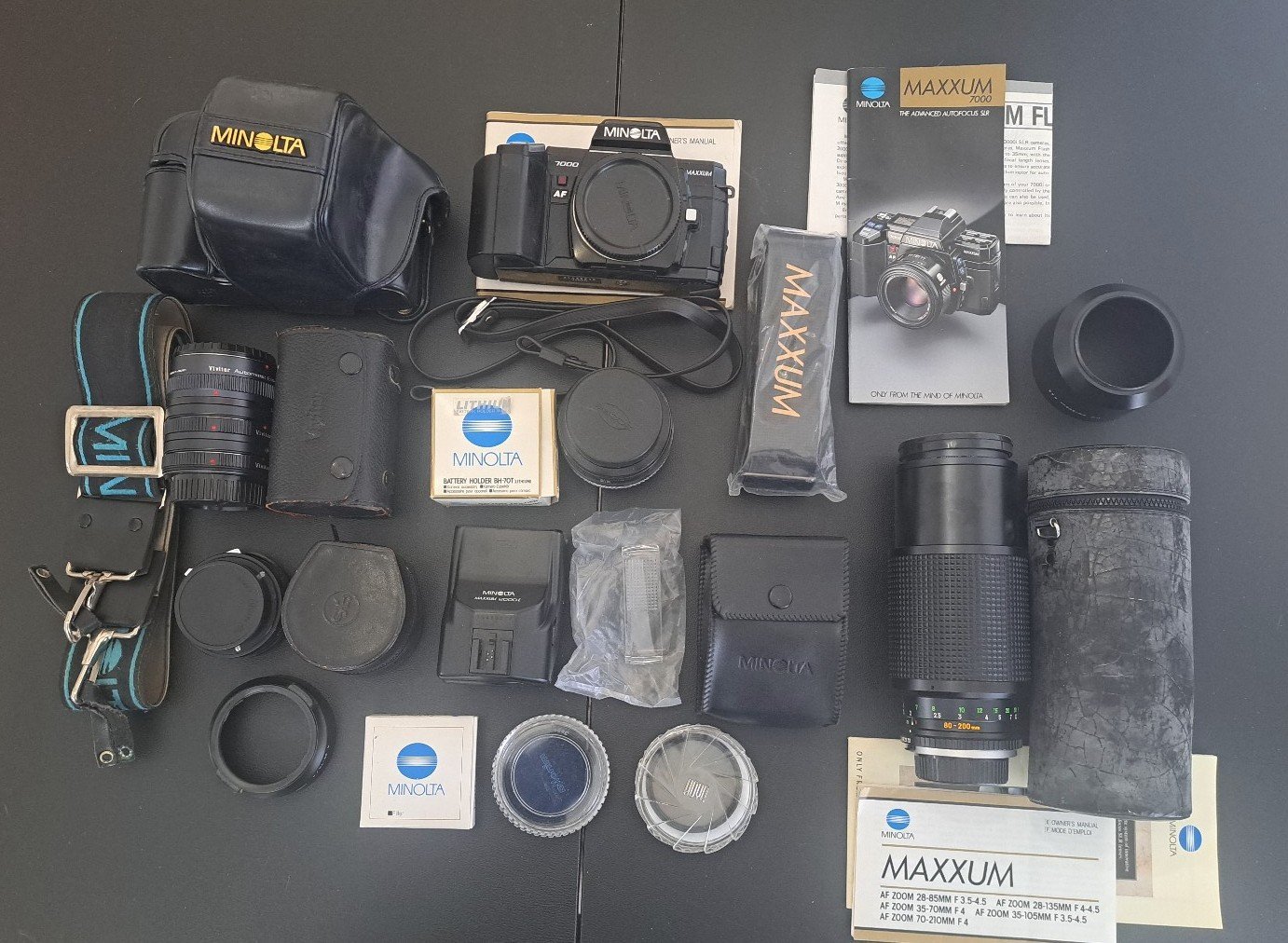 MINOLTA MAXXUM 7000 CAMERA LOT w/ case beer can lenses straps 2000i Flash filter