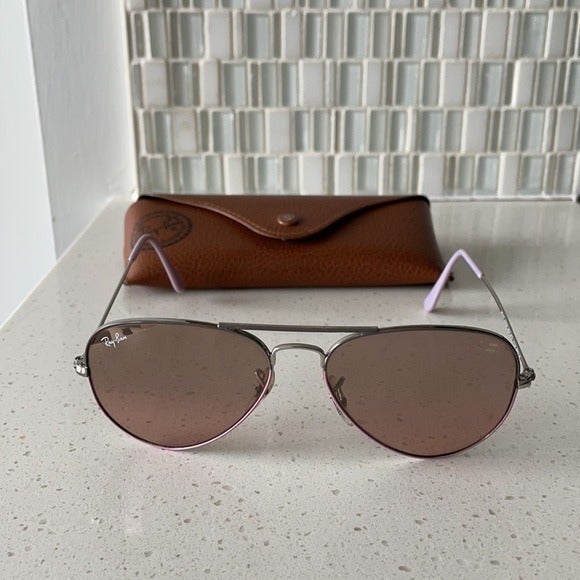 Ray-Ban Large Pink Aviator Sunglasses