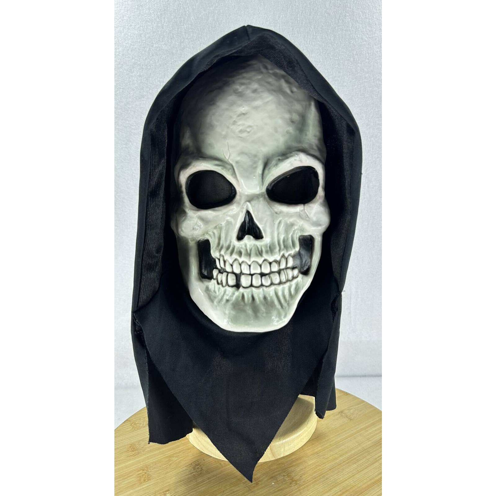 Vtg Fun World Easter Unlimited Hooded Skull Halloween Mask *flaw