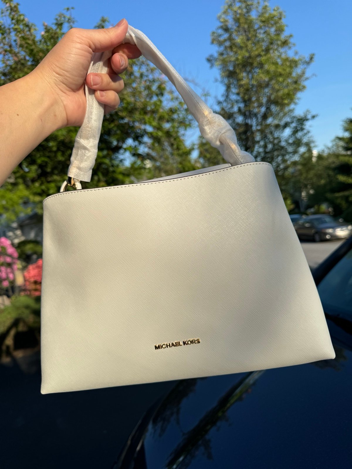 Michael Kors MK Bisque Portia Large Saffiano Leather Shoulder Bag 30T6GPAL3L