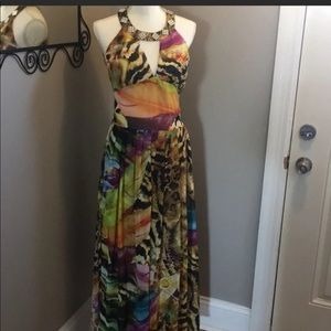 BEAUTIFUL MAXI DRESS