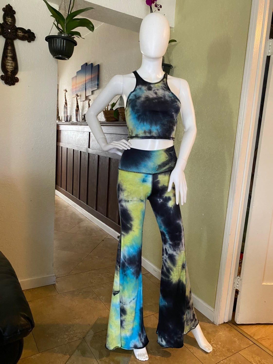 2 pieces set bell bottom and top