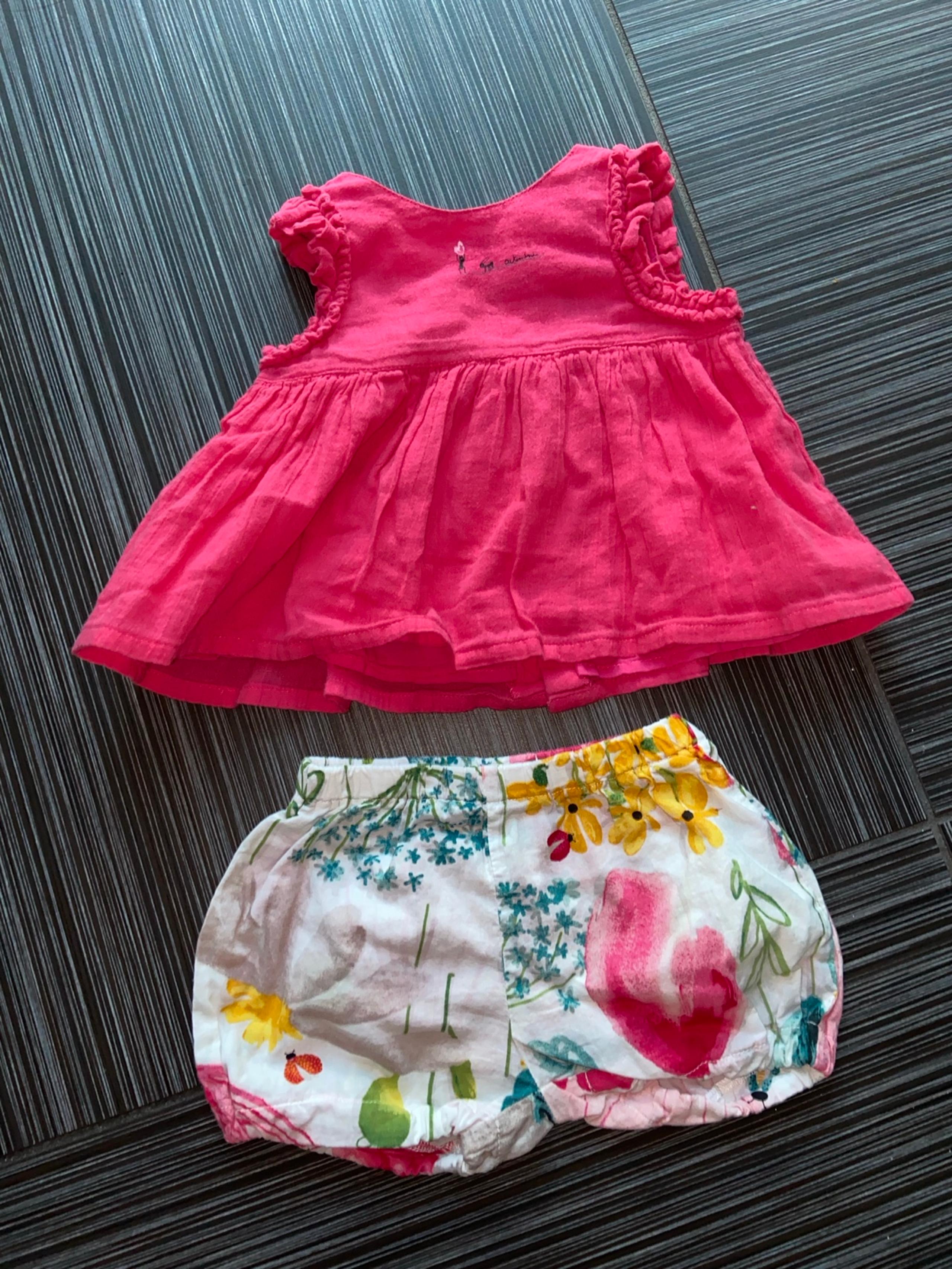 baby girl, Catimini outfit set top short size 9 month pink Floral