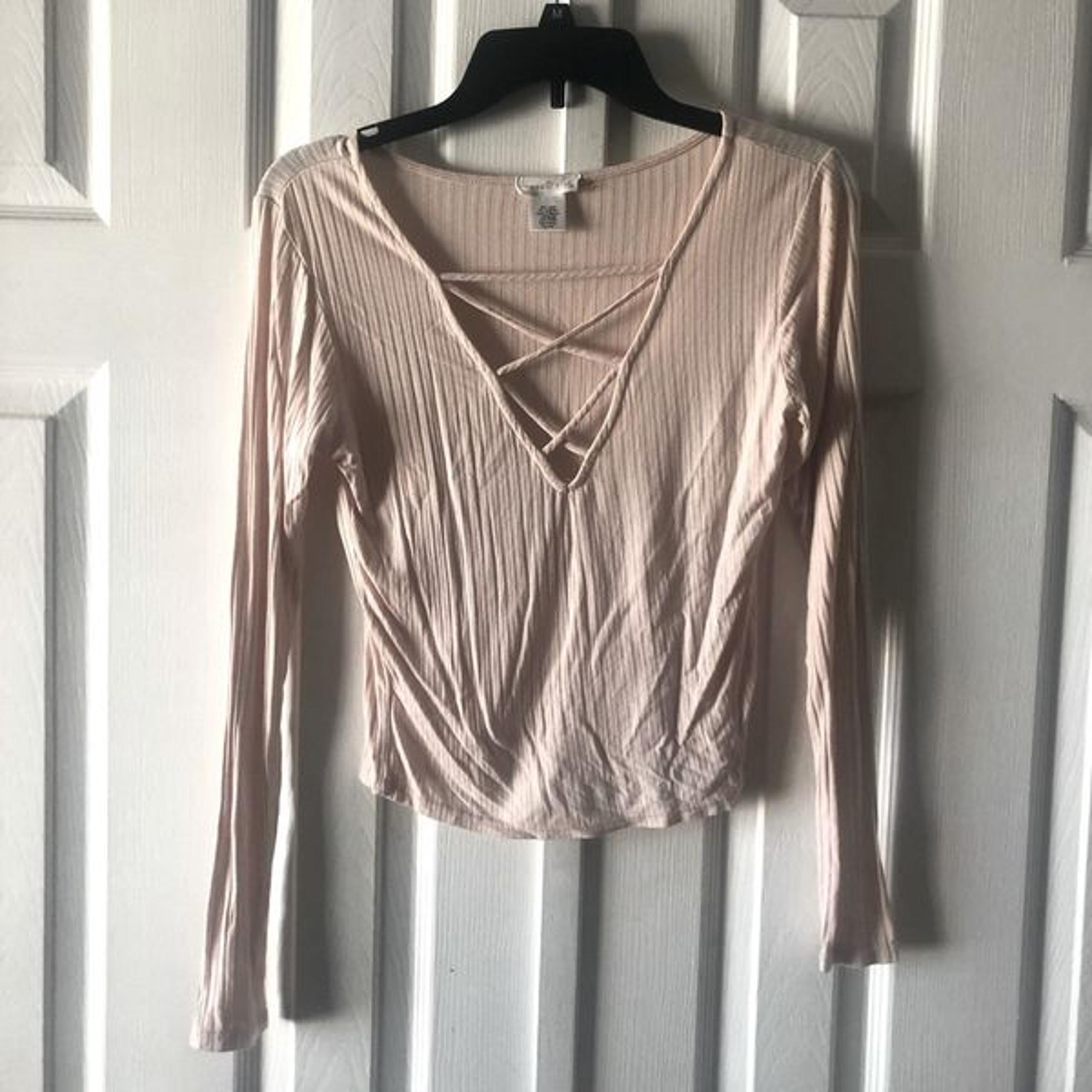 Full Tilt light pink ribbed long sleeve top size M