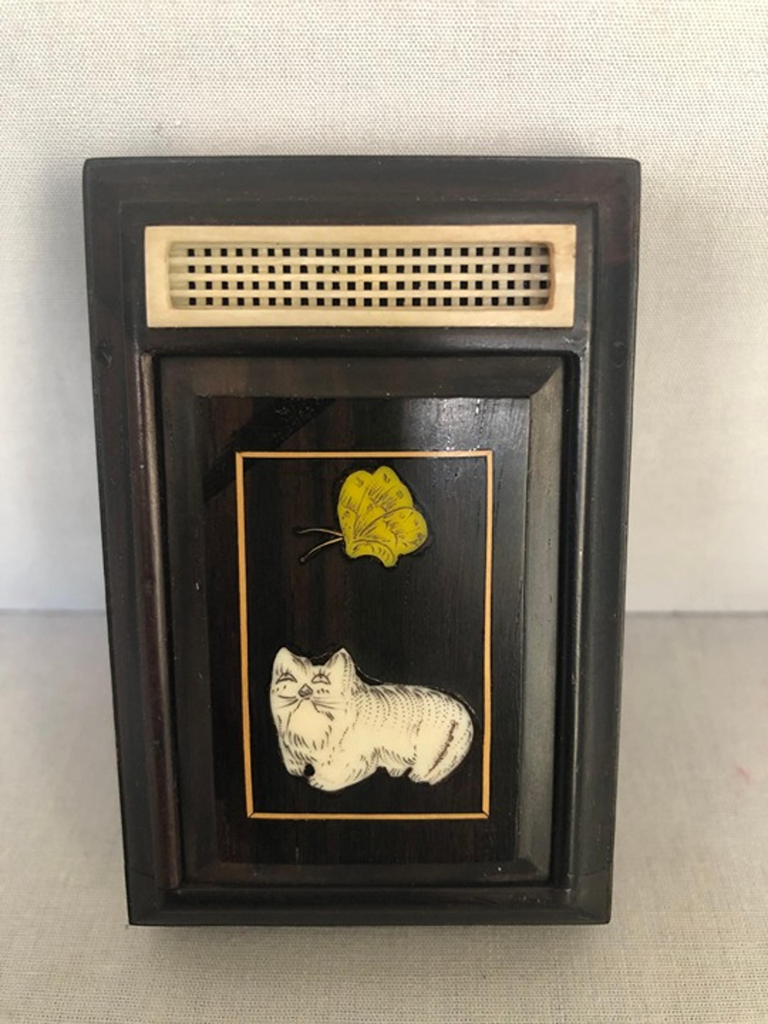 Vintage Chinese Hand Carved Cicada Puzzle Boxwood Box with Cat Bone Inlay