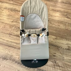 baby bjorn bouncer
