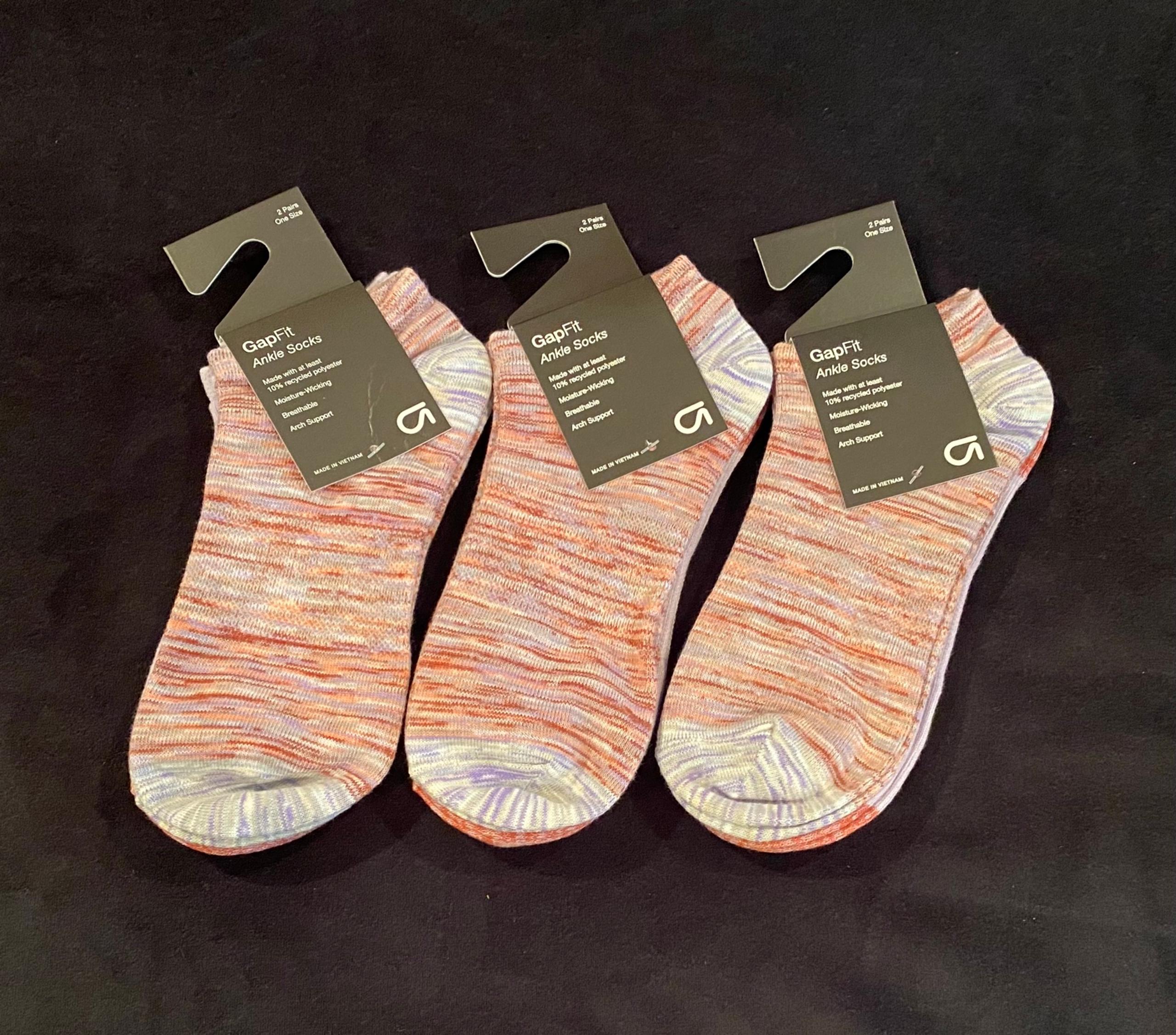 Women’s GapFit Ankle Socks - 6 Pairs!