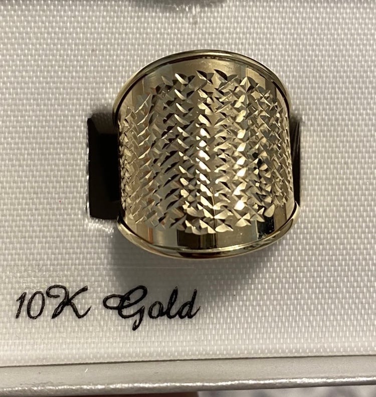 10k Gold Cocktail Ring