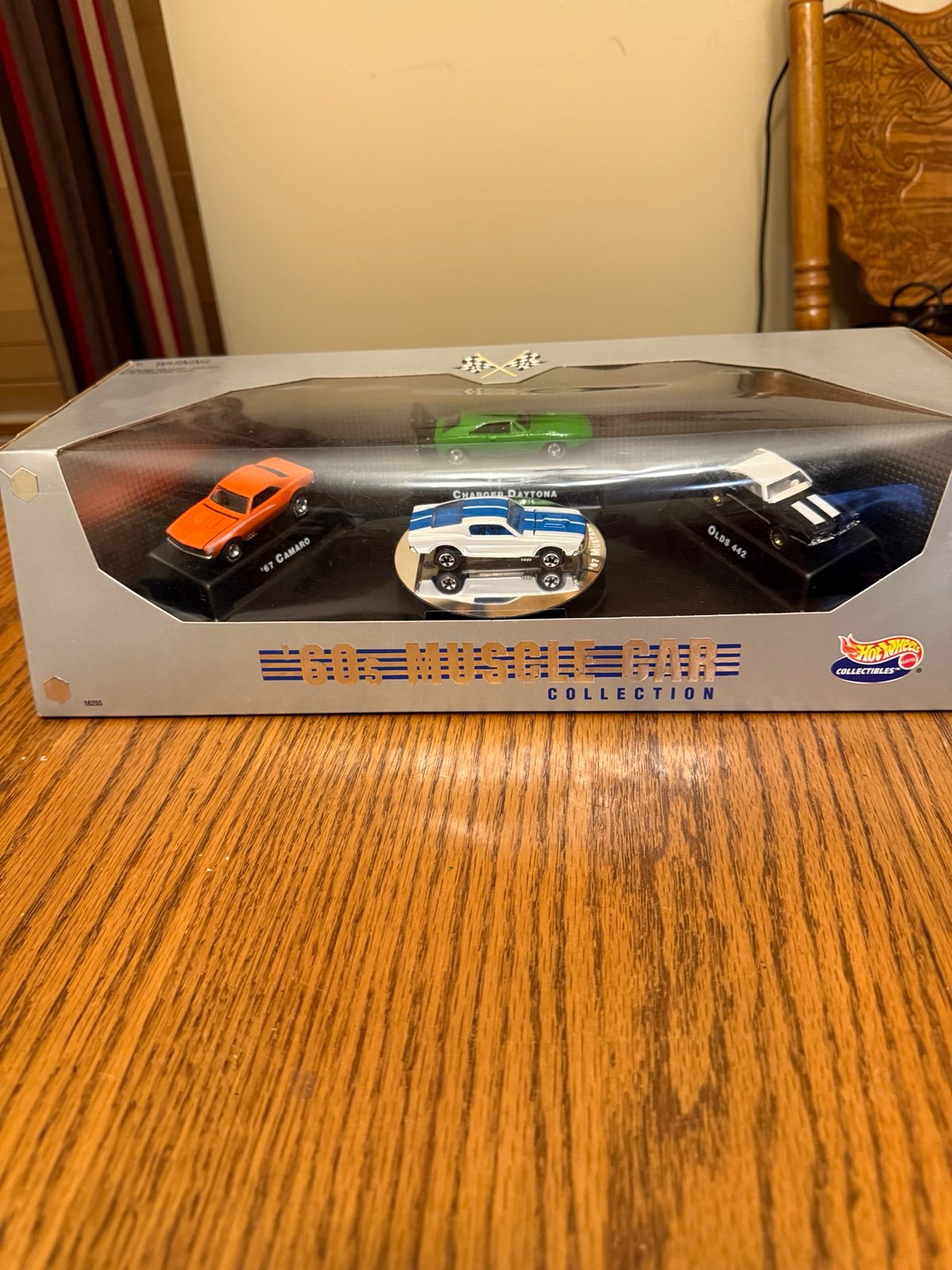 Amazon.com: Hot Wheels Gift Pack 60's muscle cars : Toys & Games