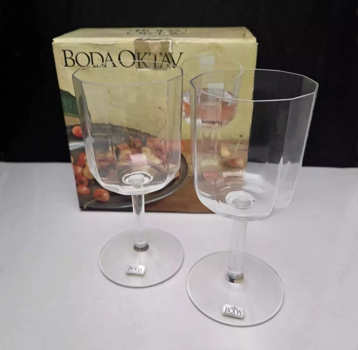 Kosta Boda Oktav Crystal Wine Glasses Bertil Vallien Sweden 6.25 Set of 2 NIB