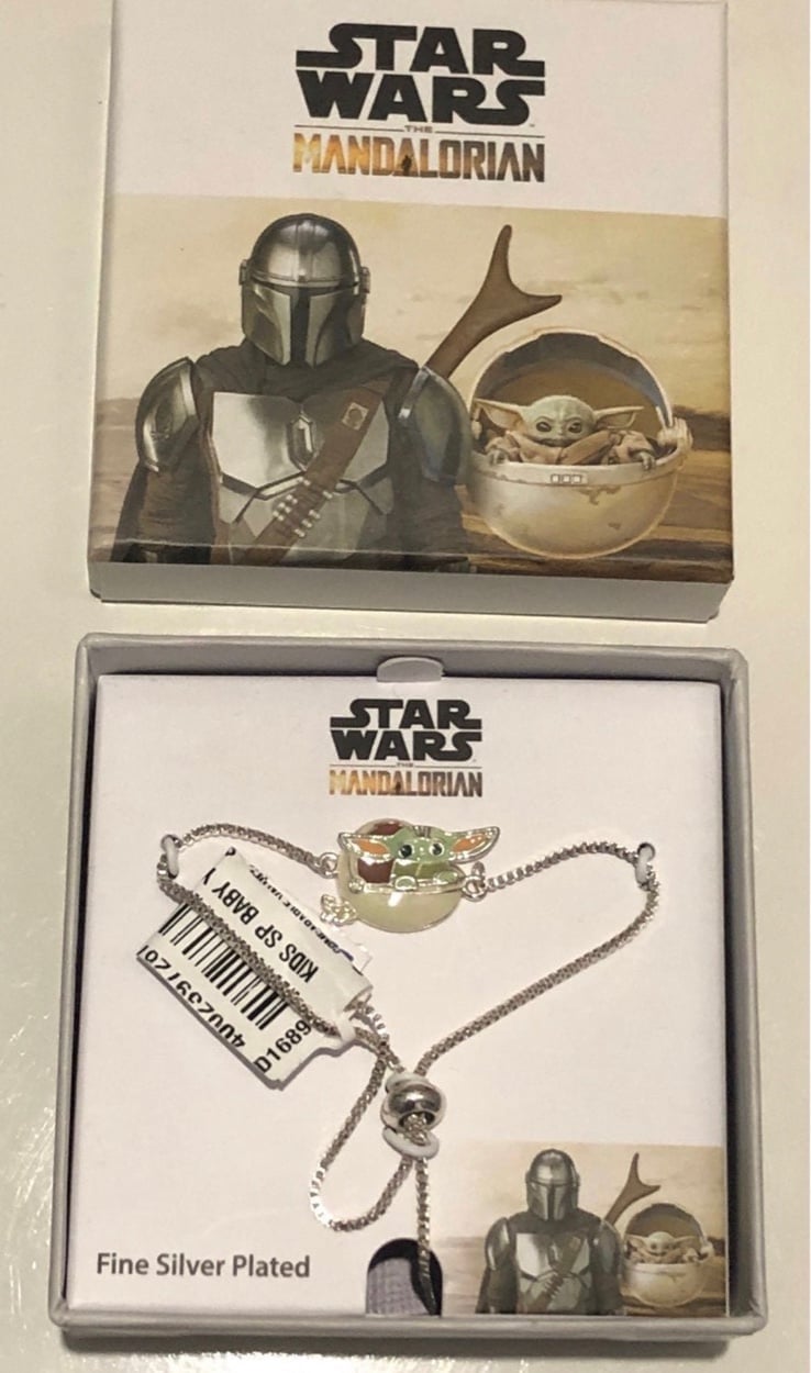 Star Wars Mandalorian Baby Yoda bundle
