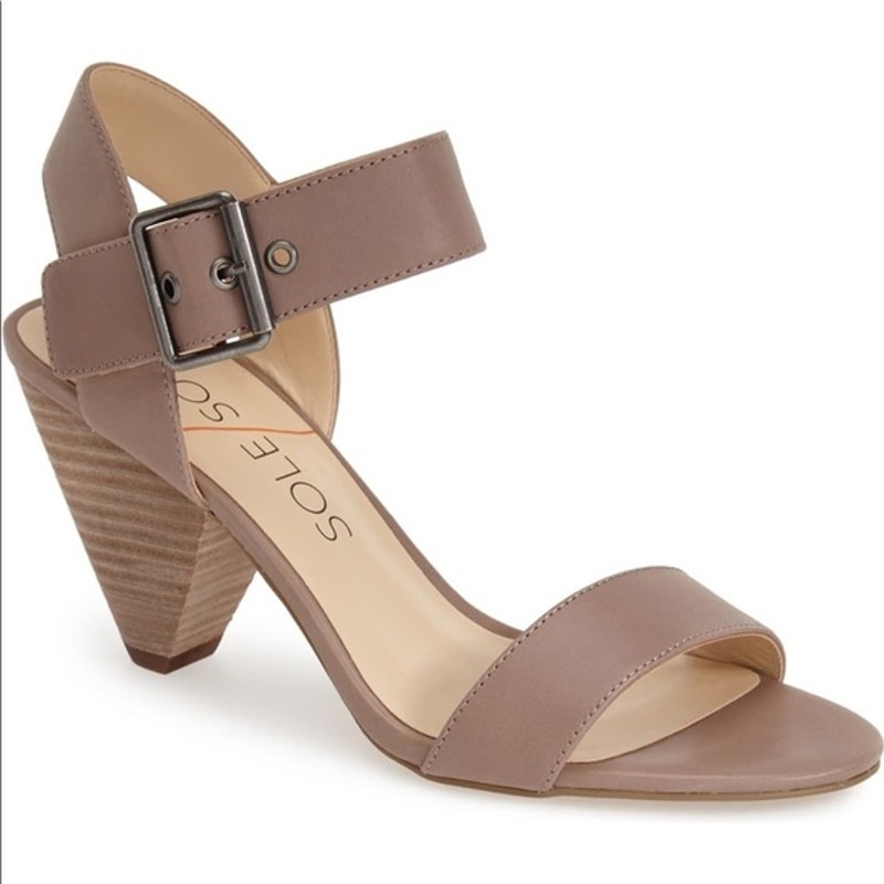 Sole Society Missy Leather Buckle Stacked Cone Heel Round Toe Sandal Women's 11M