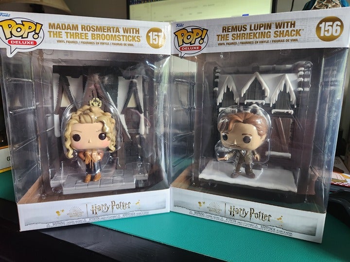 Funko Pop Deluxe LOT OF TWO- Harry Potter Town of Hogsmeade #157 and #156