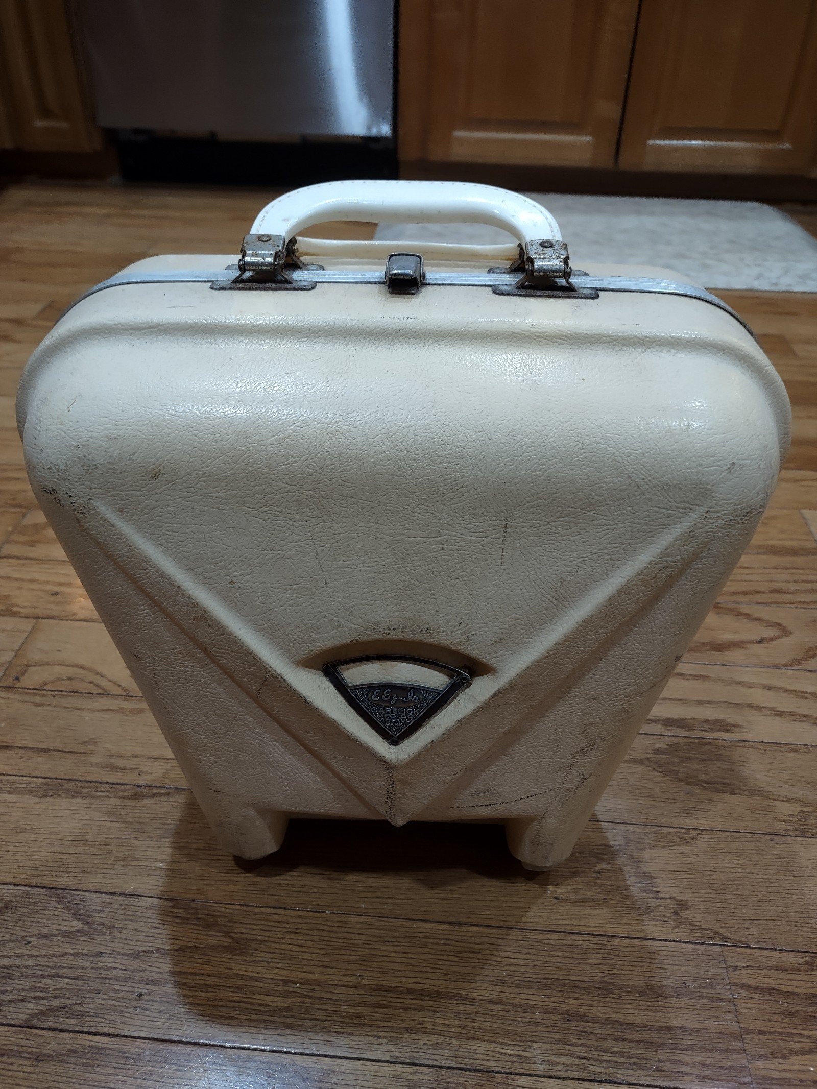 Vintage and rare Bowling ball, EEZ-In case, shoes, brace