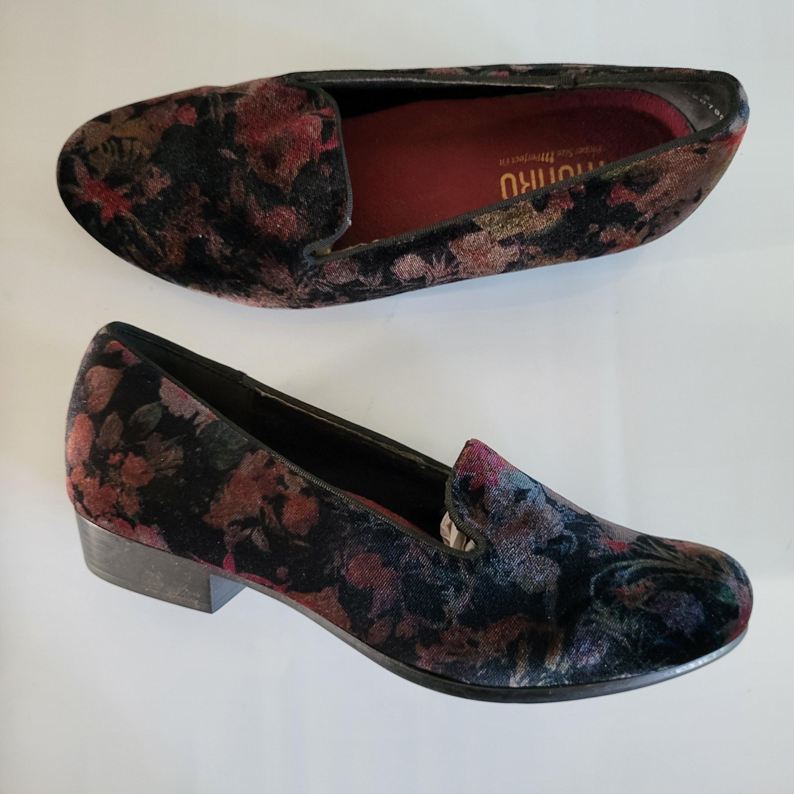 Munro Cerise Black Floral Velvet Block Heel.