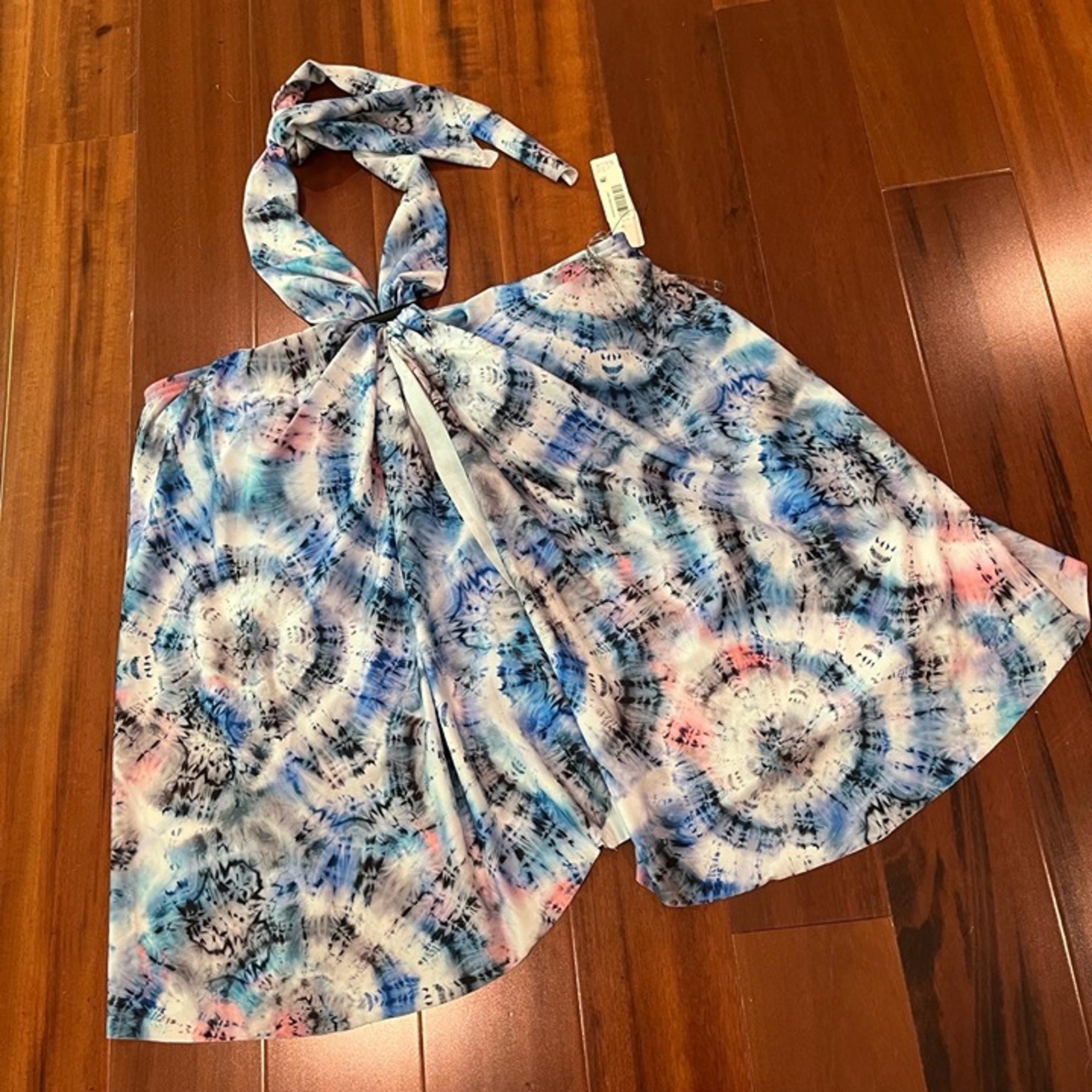New NWT Contours By Coco Reef Tankini Swim Top Tie Dye Knot Halter Size 8 / 32C