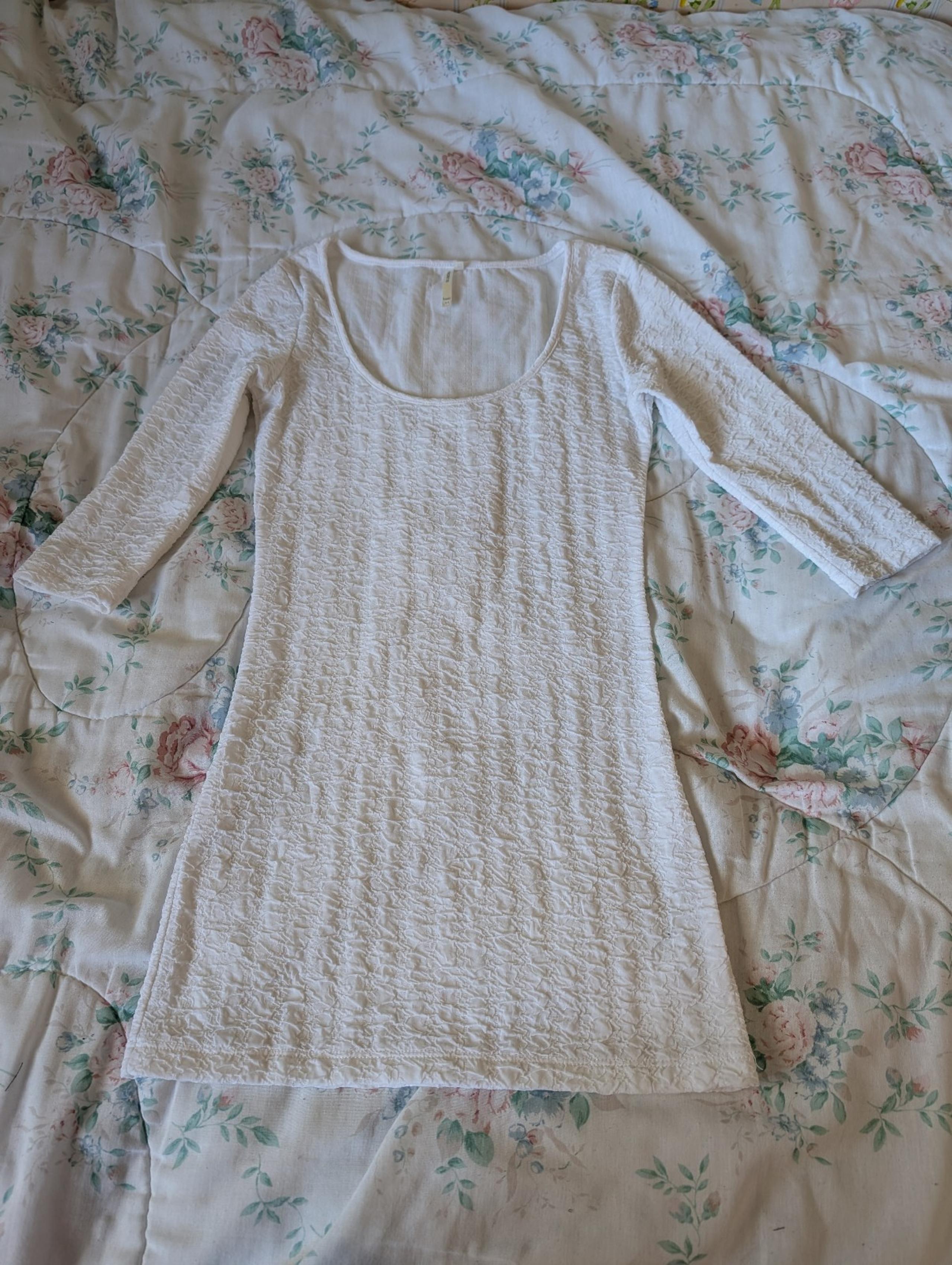 Arden B Crinkle White Bodycon Mini Dress