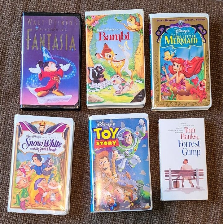 Disney VHS tapes (lot of 52)