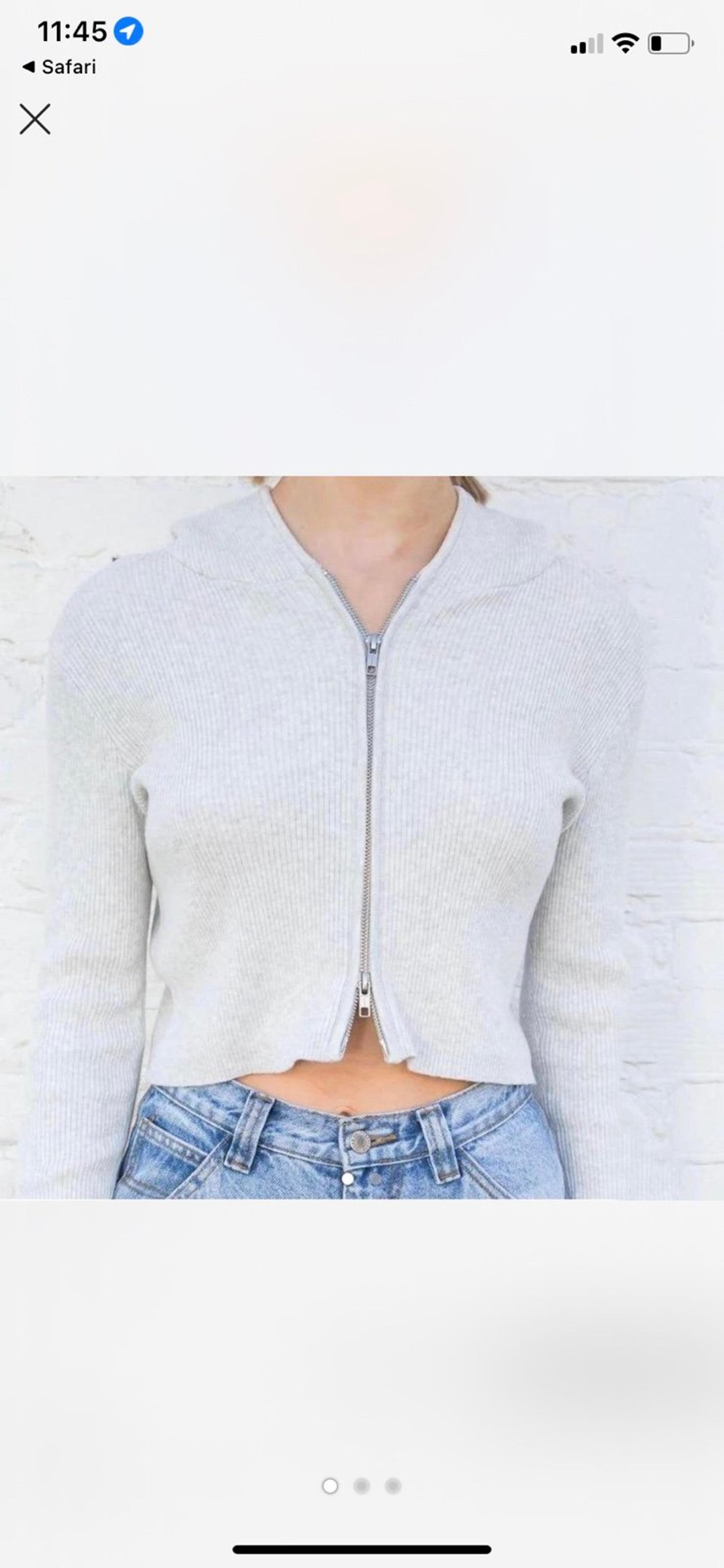 Brandy Melville zip up