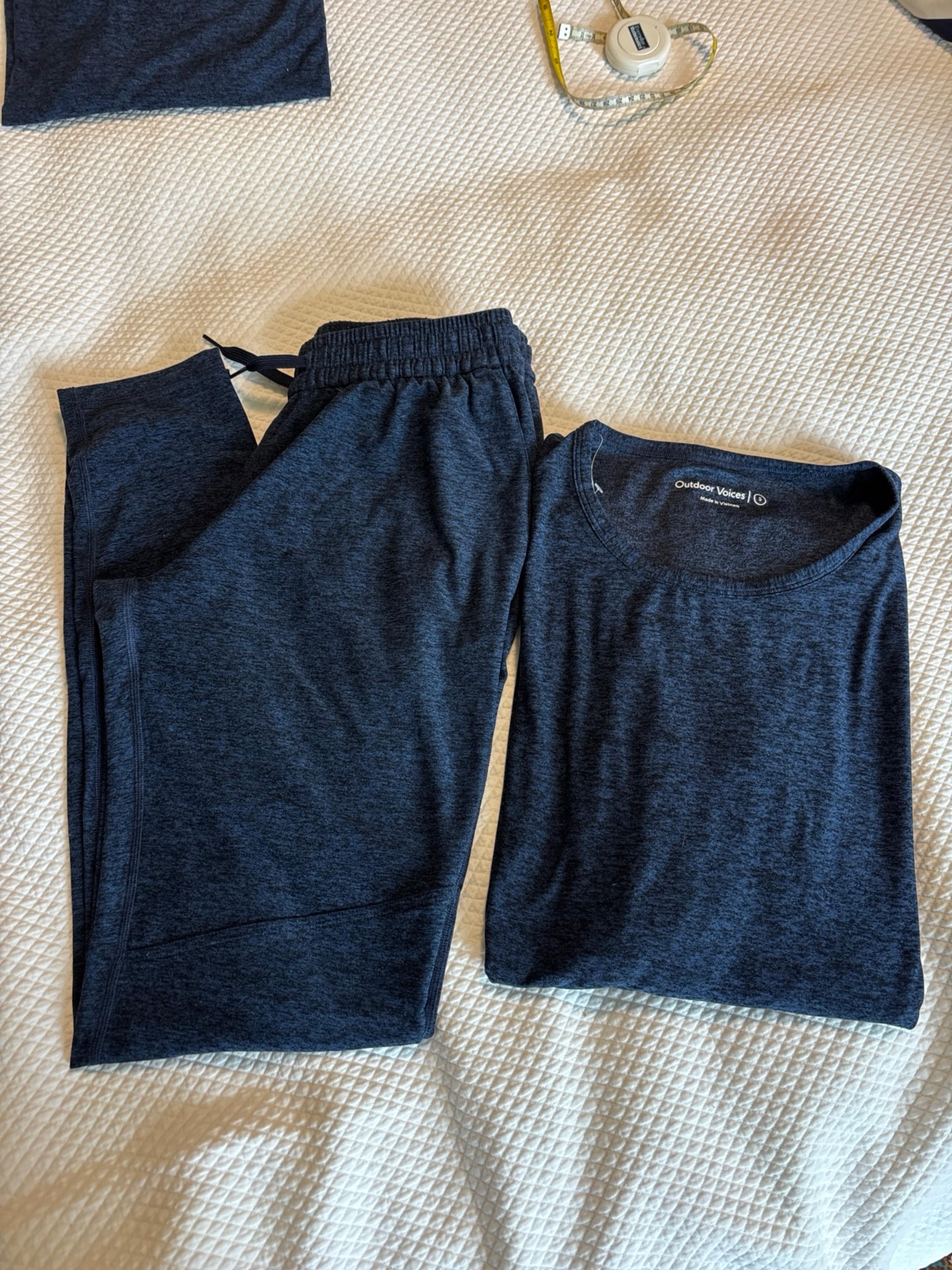 Outdoor voices cloud knit  joggers and long sleeve shirt xs s women’s