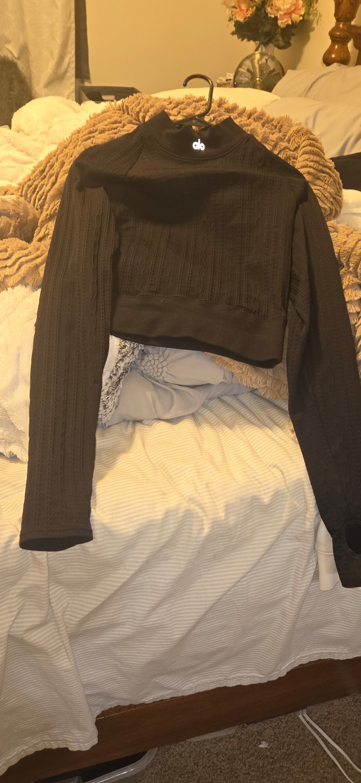 ALO crop mock neck