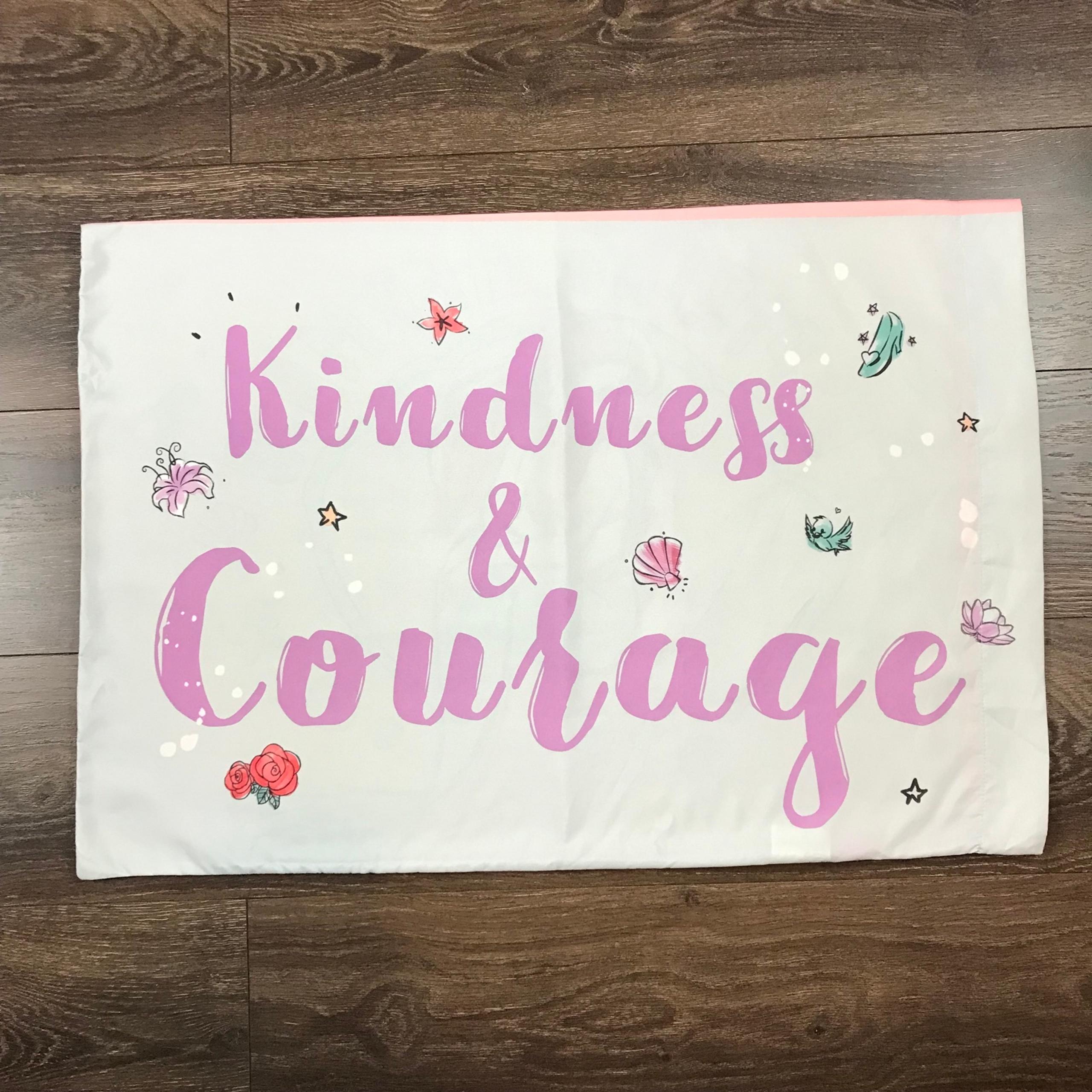 Disney Princess The Little Mermaid Ariel Kindness & Courage Girls Pillowcase