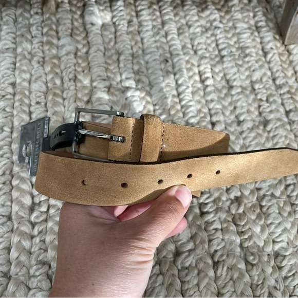 British belt company mens belt suede leather size 32 NEW tan