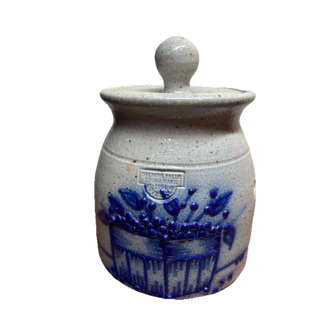 SALMON FALLS Stoneware 1994 Salt Glazed Blueberry Basket Garlic Jar about 5 H