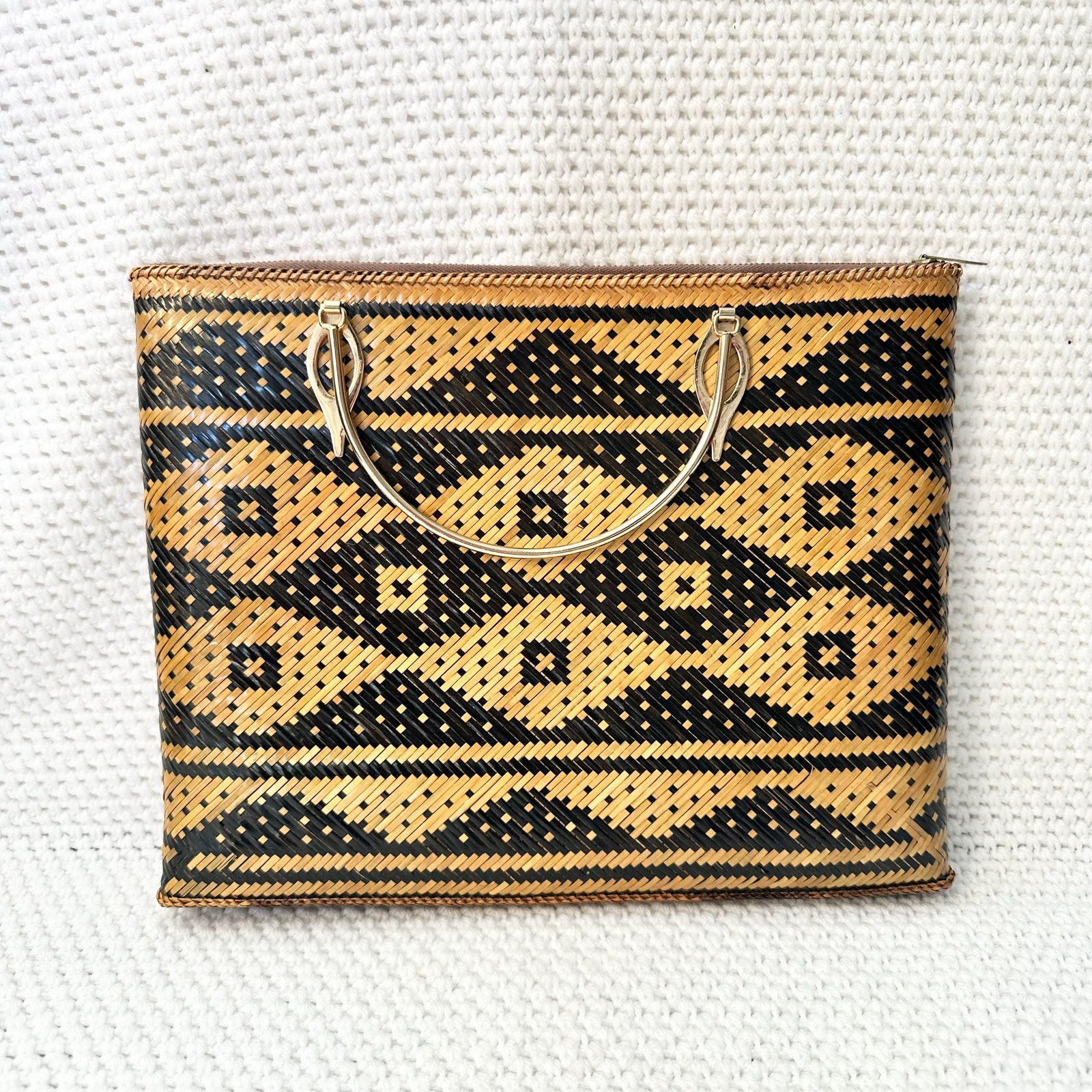 Vintage Philippines Tiruray Woven Raffia Tan Black Geometric Slim Top Handle Bag